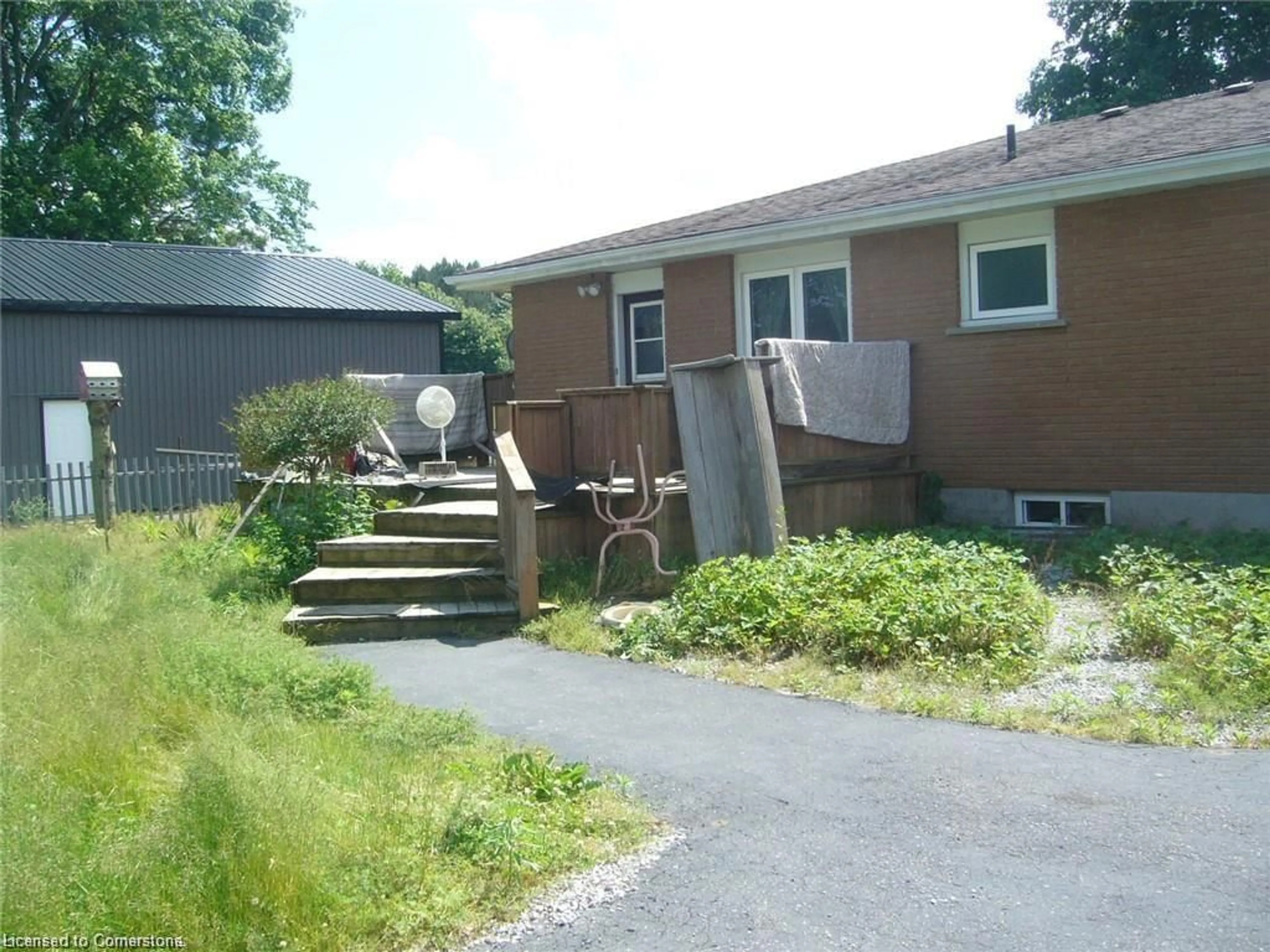 Frontside or backside of a home, the fenced backyard for 1240 Forestry Farm Rd, Jericho Ontario N3Y 4K5