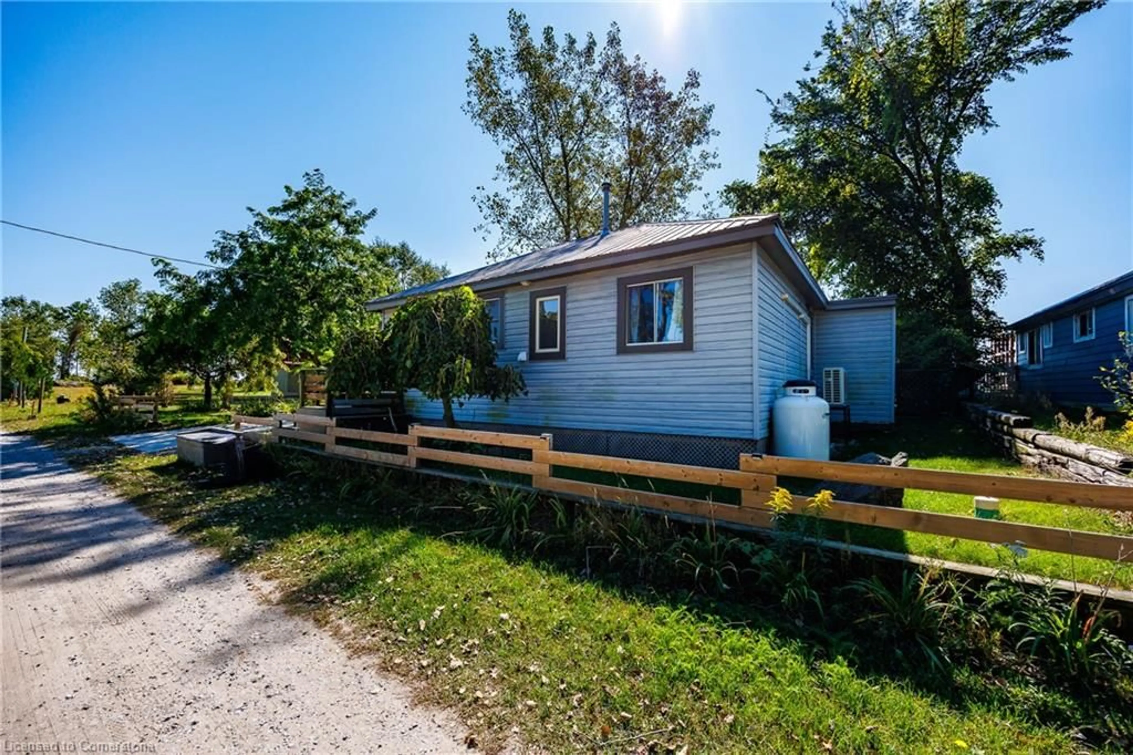 Shed for 205 - 203 Hastings Dr, Long Point Ontario N0E 1M0