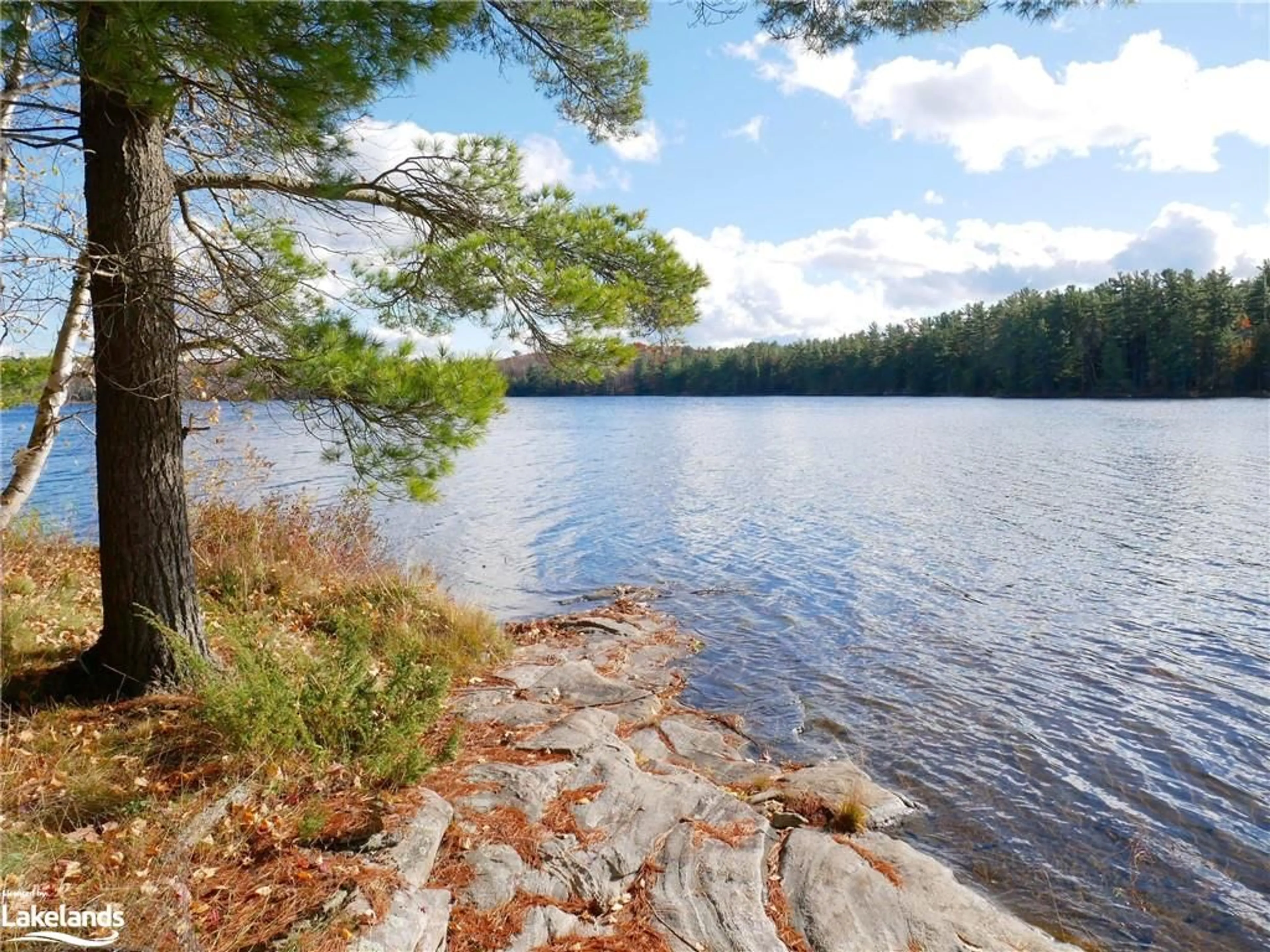 Patio, lake for 27 Storm Lake Rd, Seguin Ontario P2A 0B6