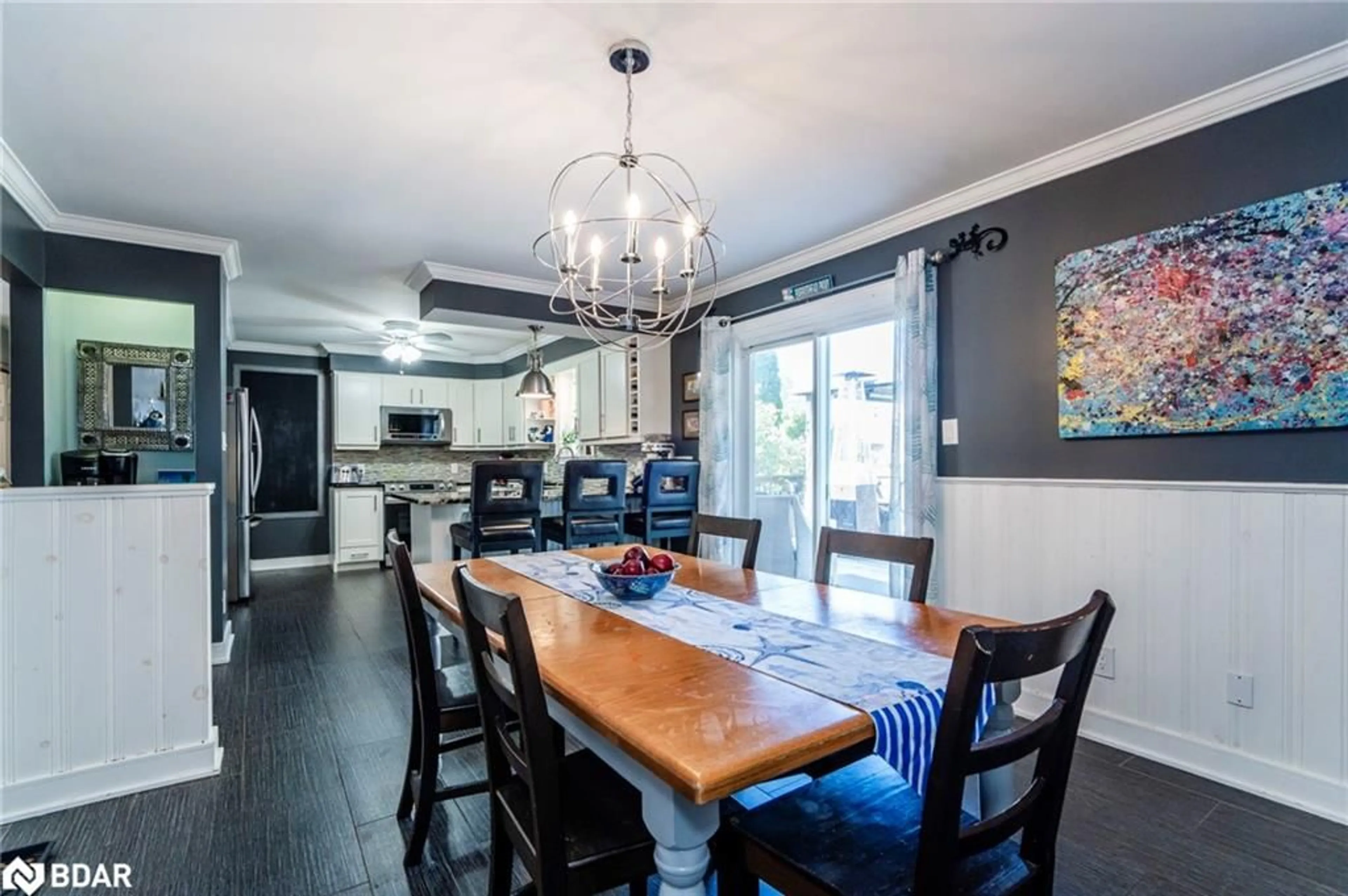 Open concept kitchen for 16 Smart Crt, Collingwood Ontario L9Y 4S1