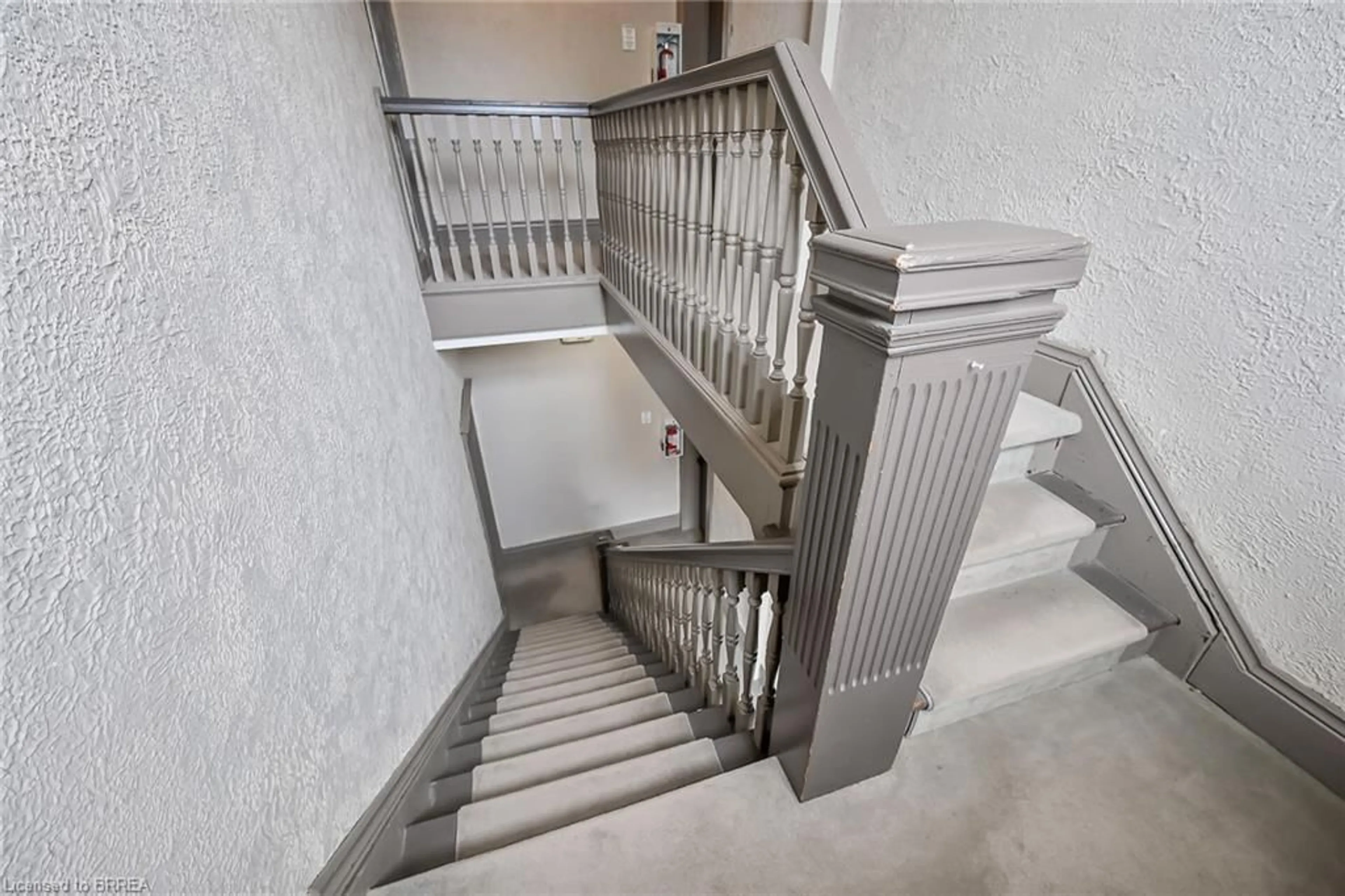 Stairs for 54 Dufferin Ave #5, Brantford Ontario N3T 4P5