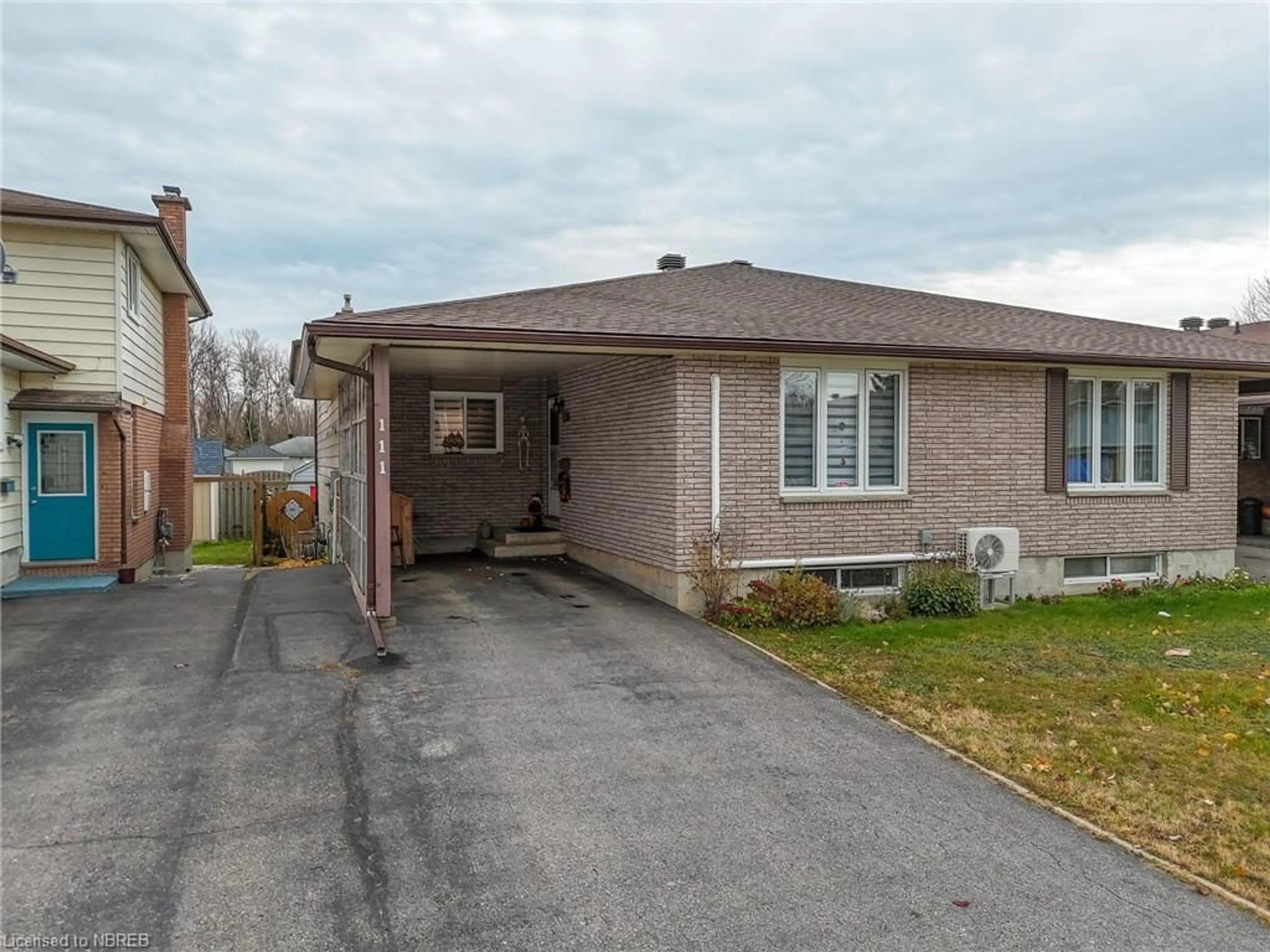 Frontside or backside of a home, cottage for 111 Massey Dr, North Bay Ontario P1A 4G3