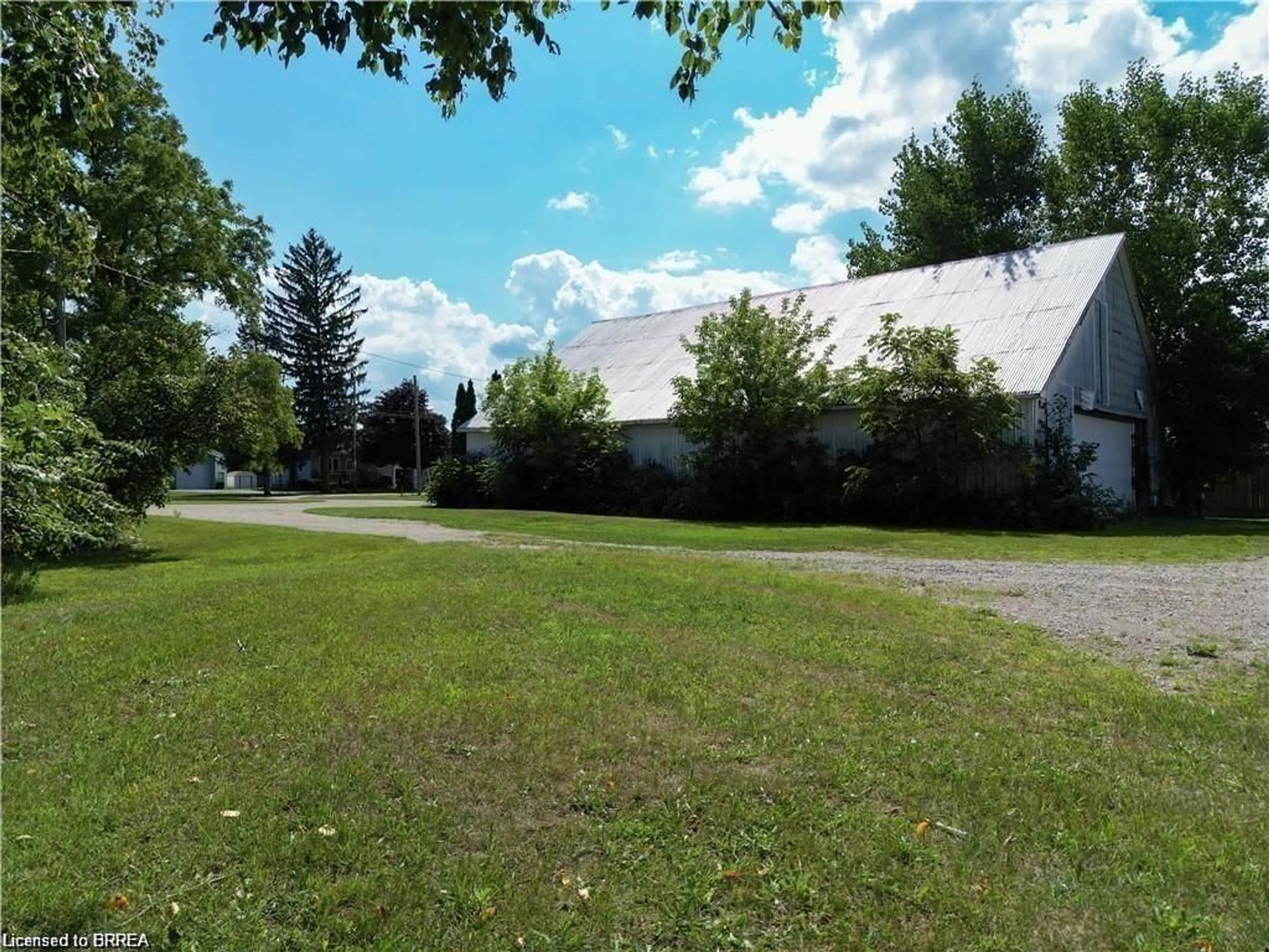 A pic from exterior of the house or condo, the front or back of building for 1009 Windham Centre Rd, Windham Centre Ontario N0E 2A0