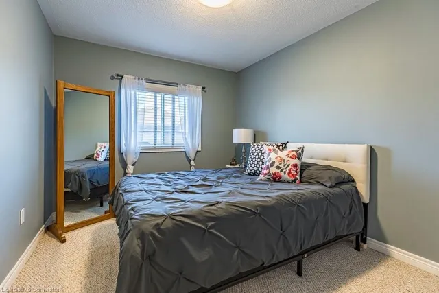 Additional property image - 4 Marina Point Cres