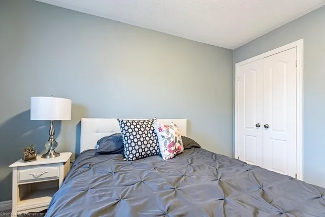 Additional property image - 4 Marina Point Cres