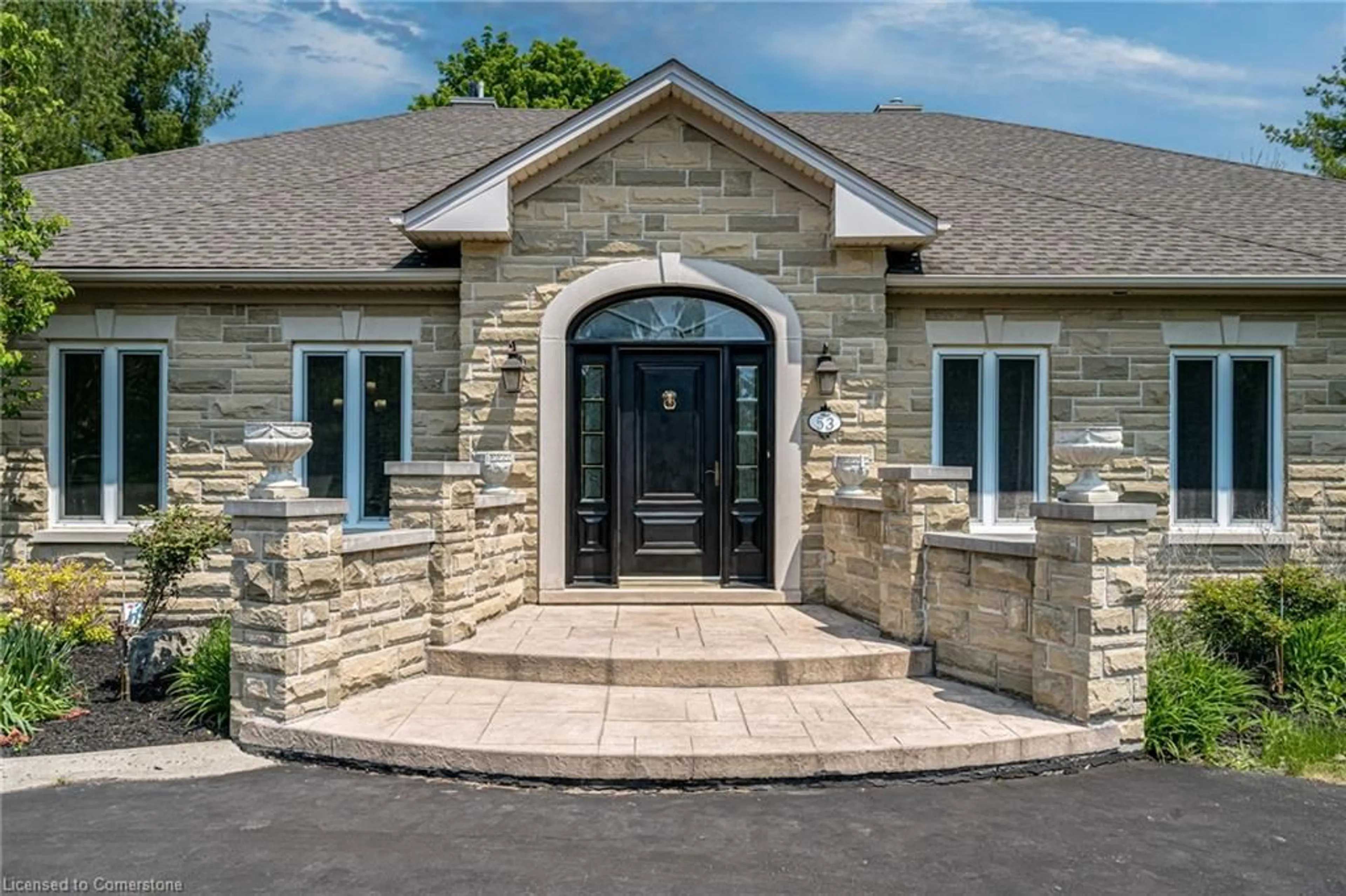 Home with brick exterior material for 53 Ranch Rd, Brantford Ontario N3T 5M1