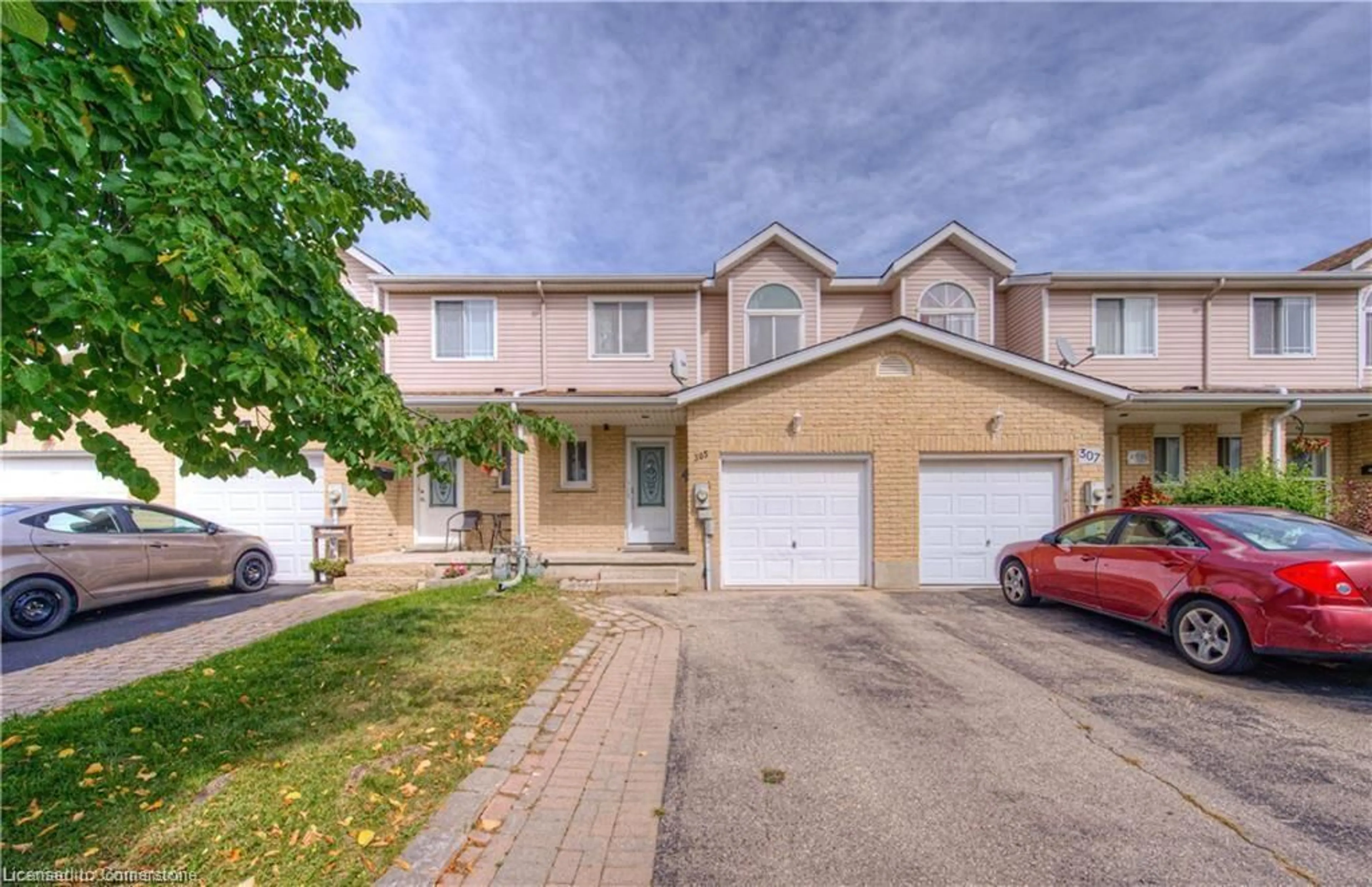 A pic from exterior of the house or condo, the street view for 305 Brembel Cres, Kitchener Ontario N2B 3W9