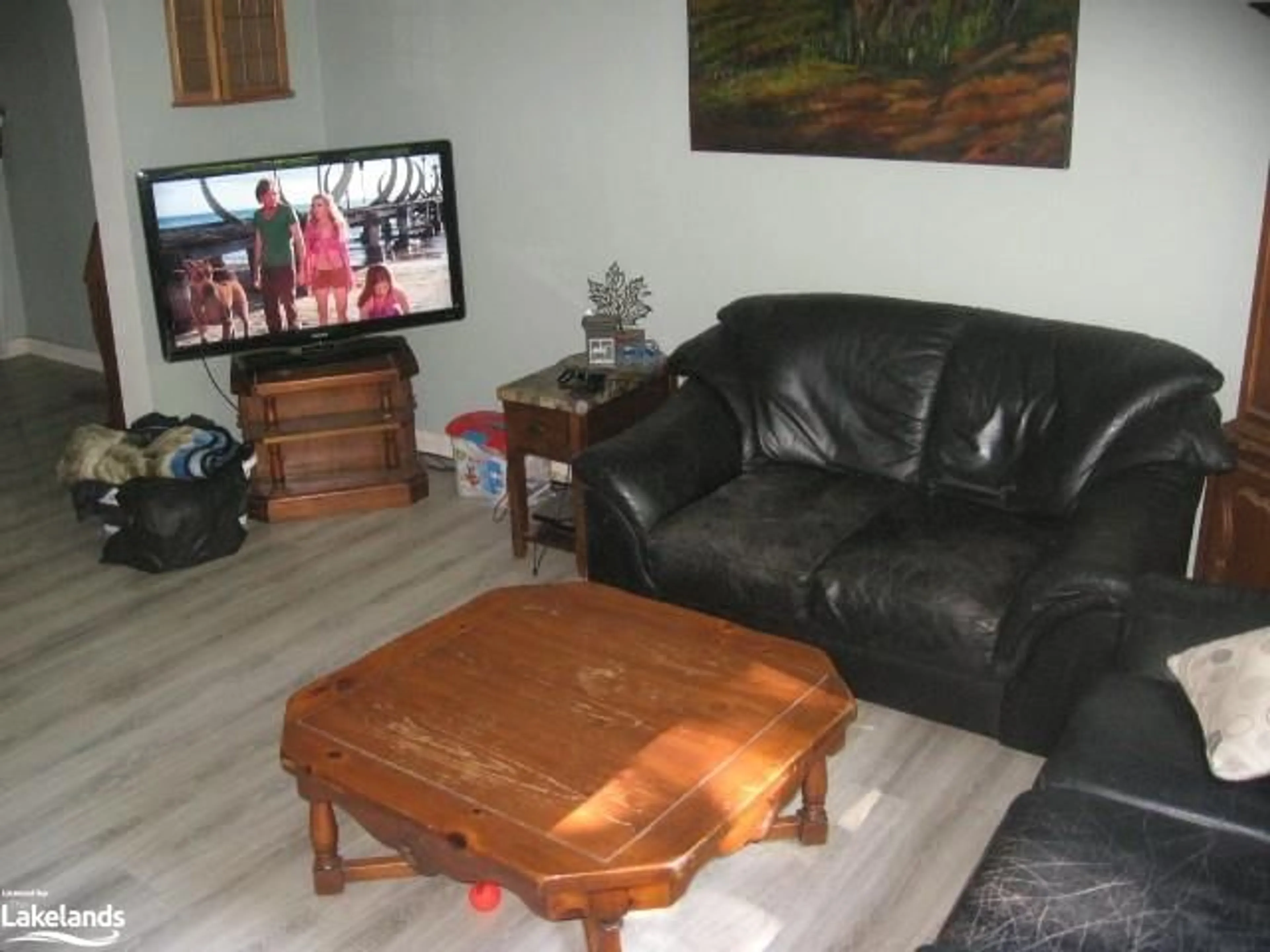 Living room, not visible floor for 1019 Anderson Rd, Tory Hill Ontario K0M 1R0