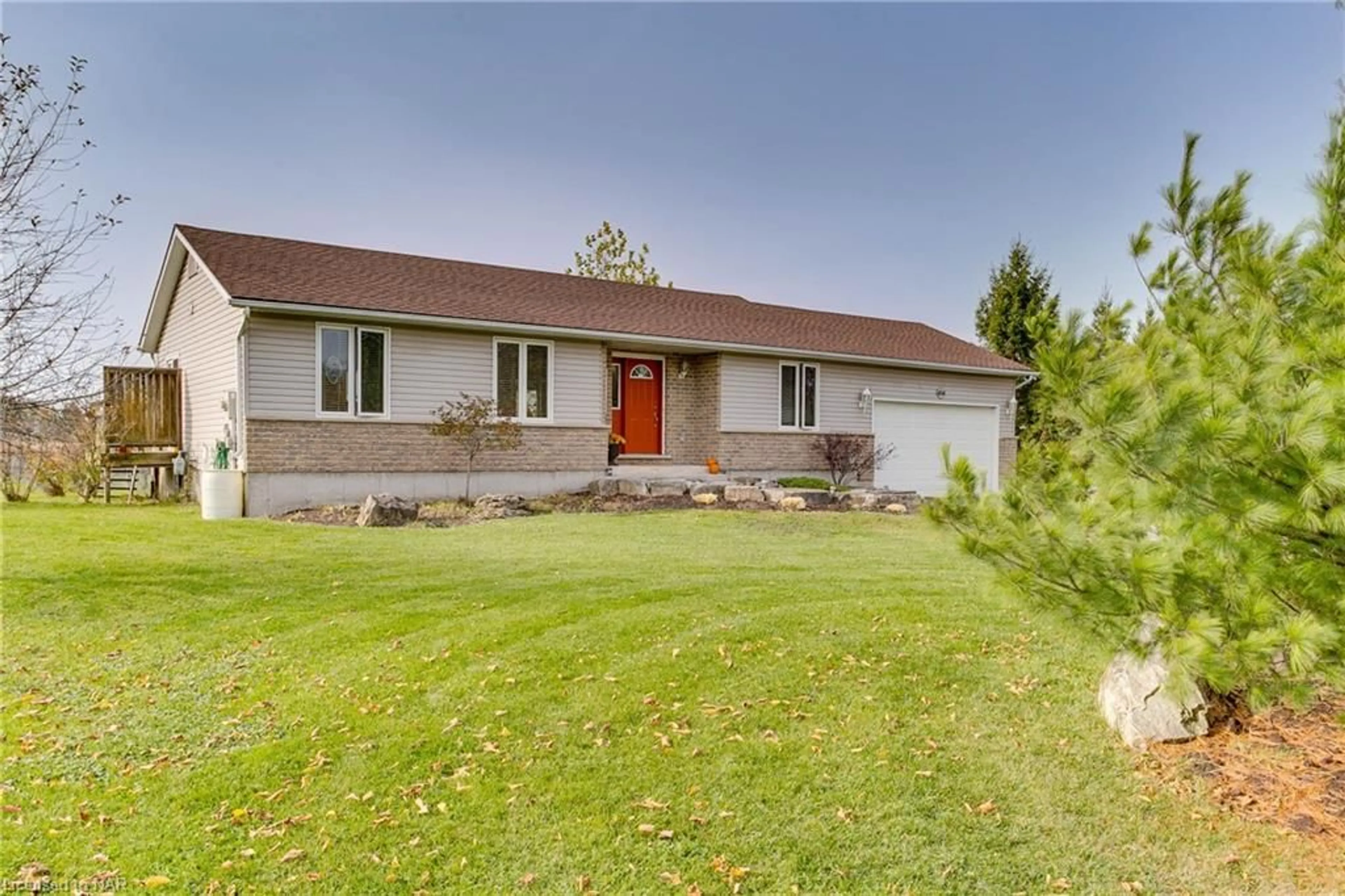 Frontside or backside of a home, cottage for 454 Holloway Bay Rd, Sherkston Ontario L0S 1R0