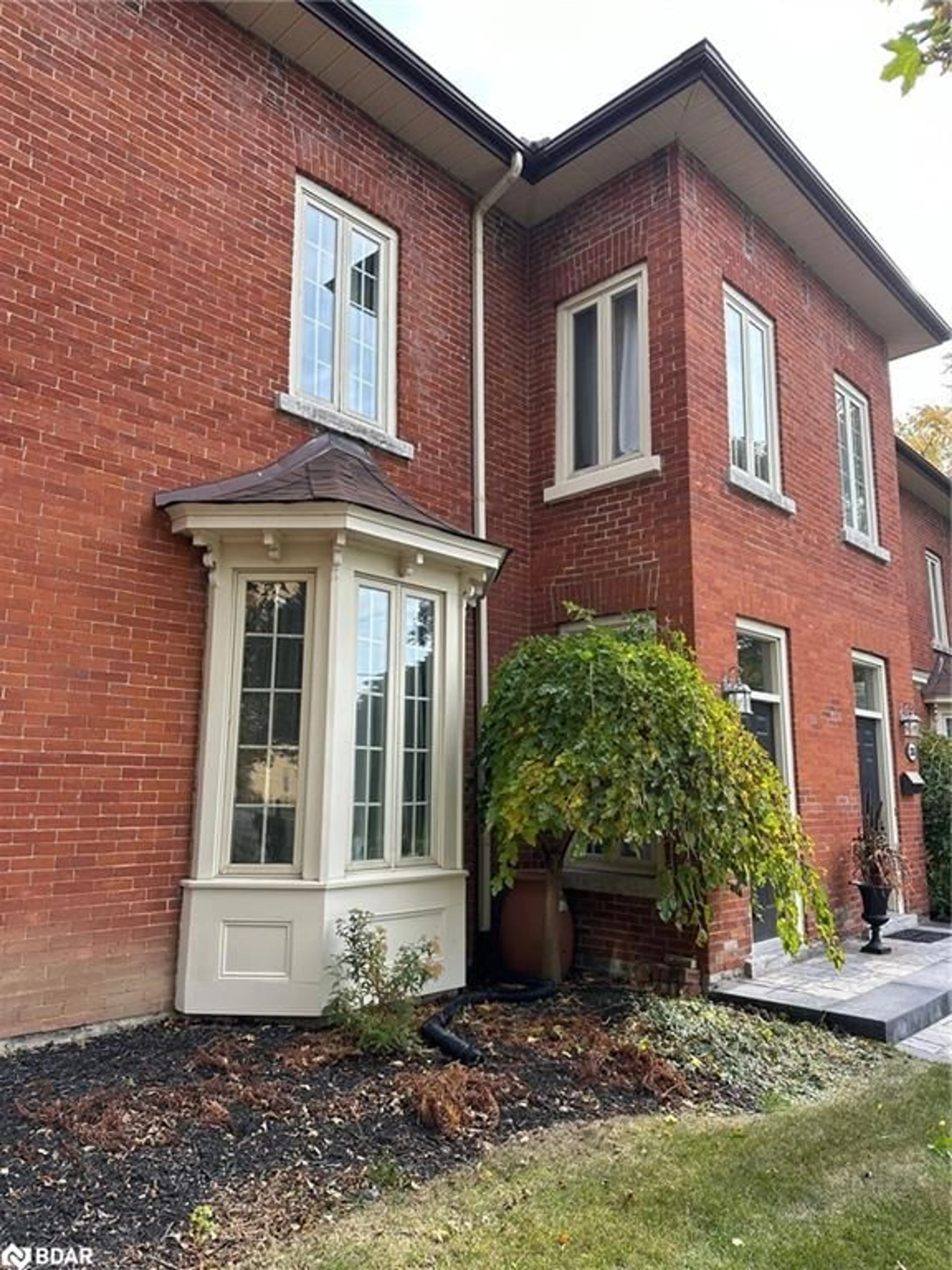 Home with brick exterior material for 237 John Street #3, Belleville Ontario K8N 3G2