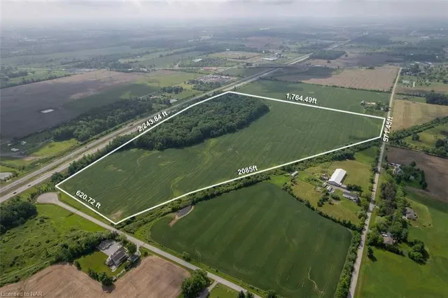 E/S Hansler Rd, Fonthill 2