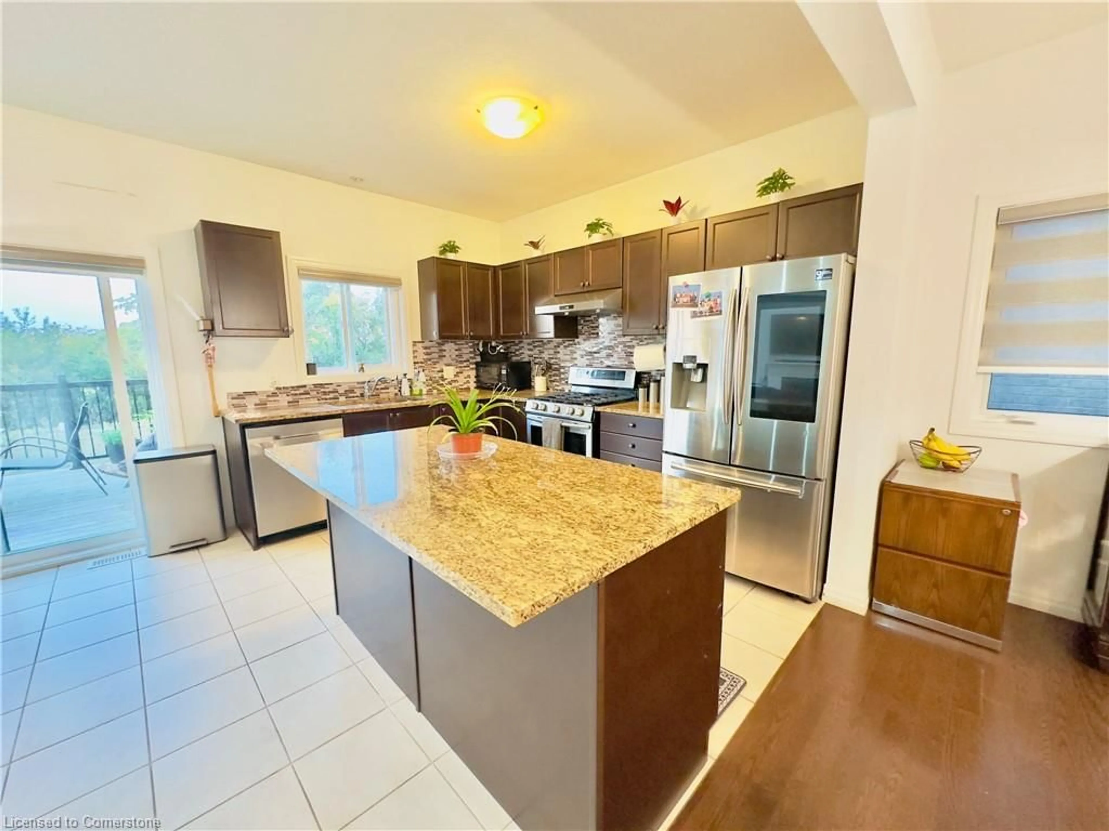 Open concept kitchen for 148 Freure Dr, Cambridge Ontario N1S 0A2