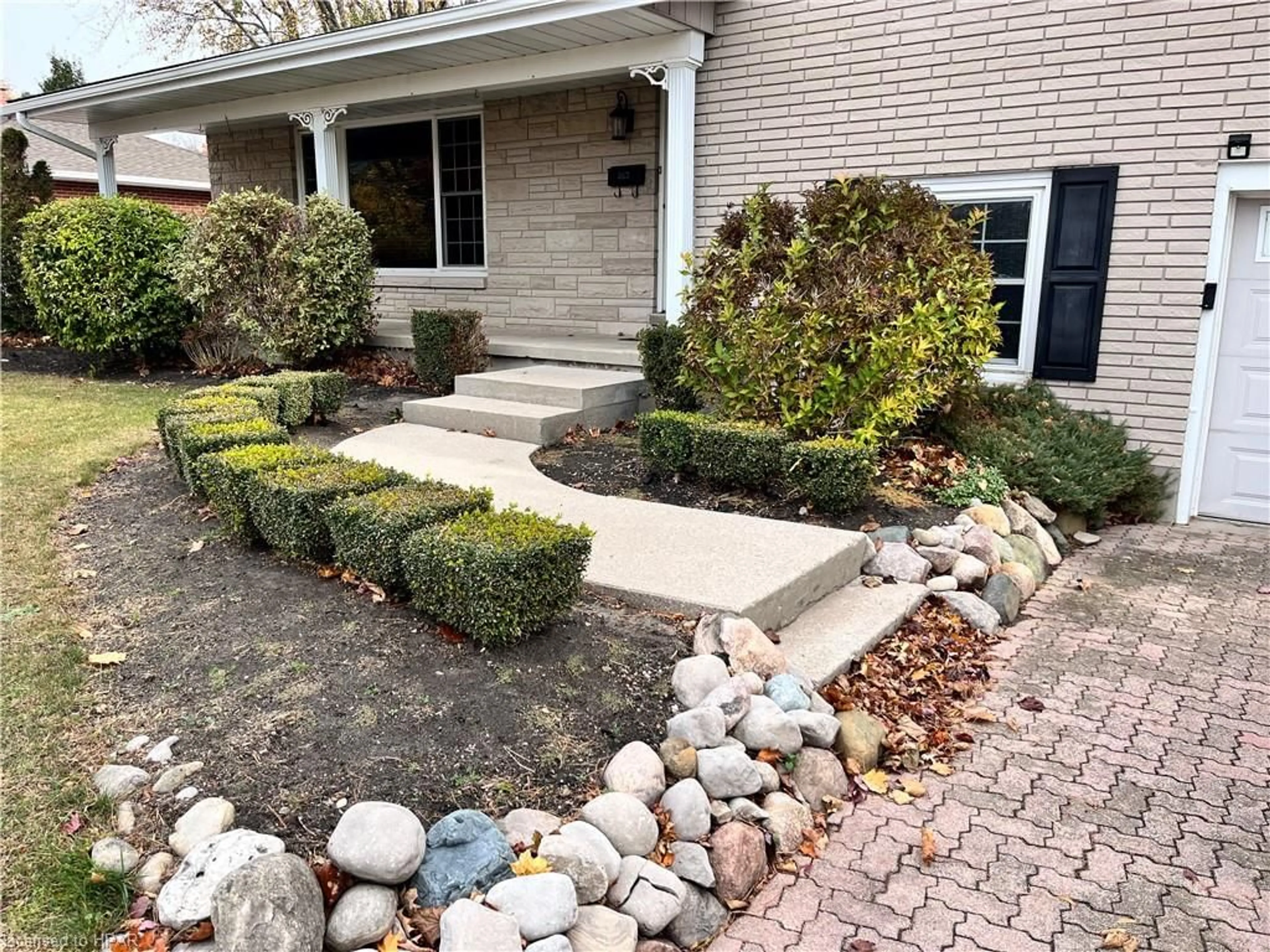 Patio, cottage for 263 Eldon St, Goderich Ontario N7A 3R9