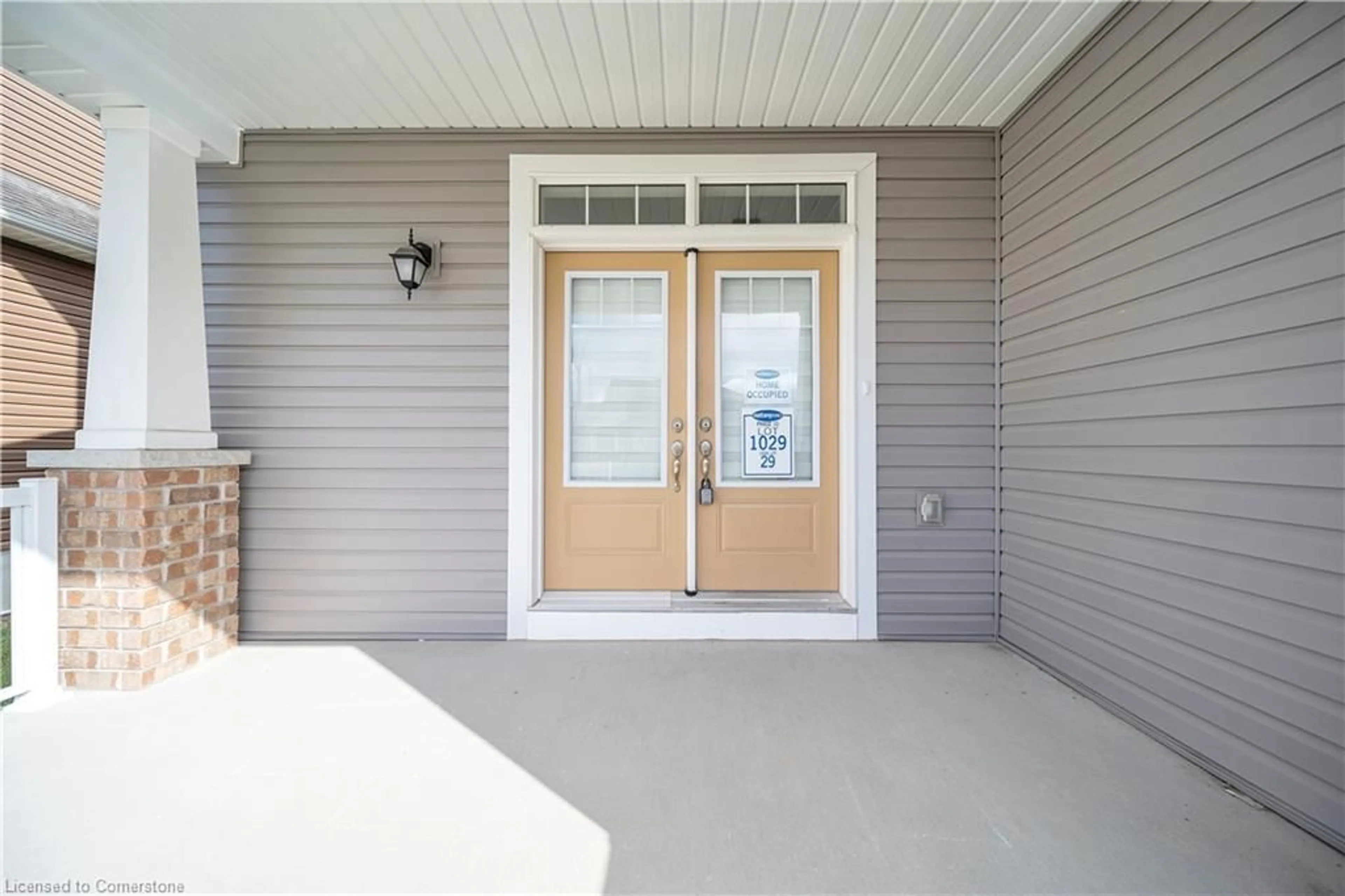 Indoor entryway, wood floors for 58 Stother Cres, Bracebridge Ontario P1L 0A3