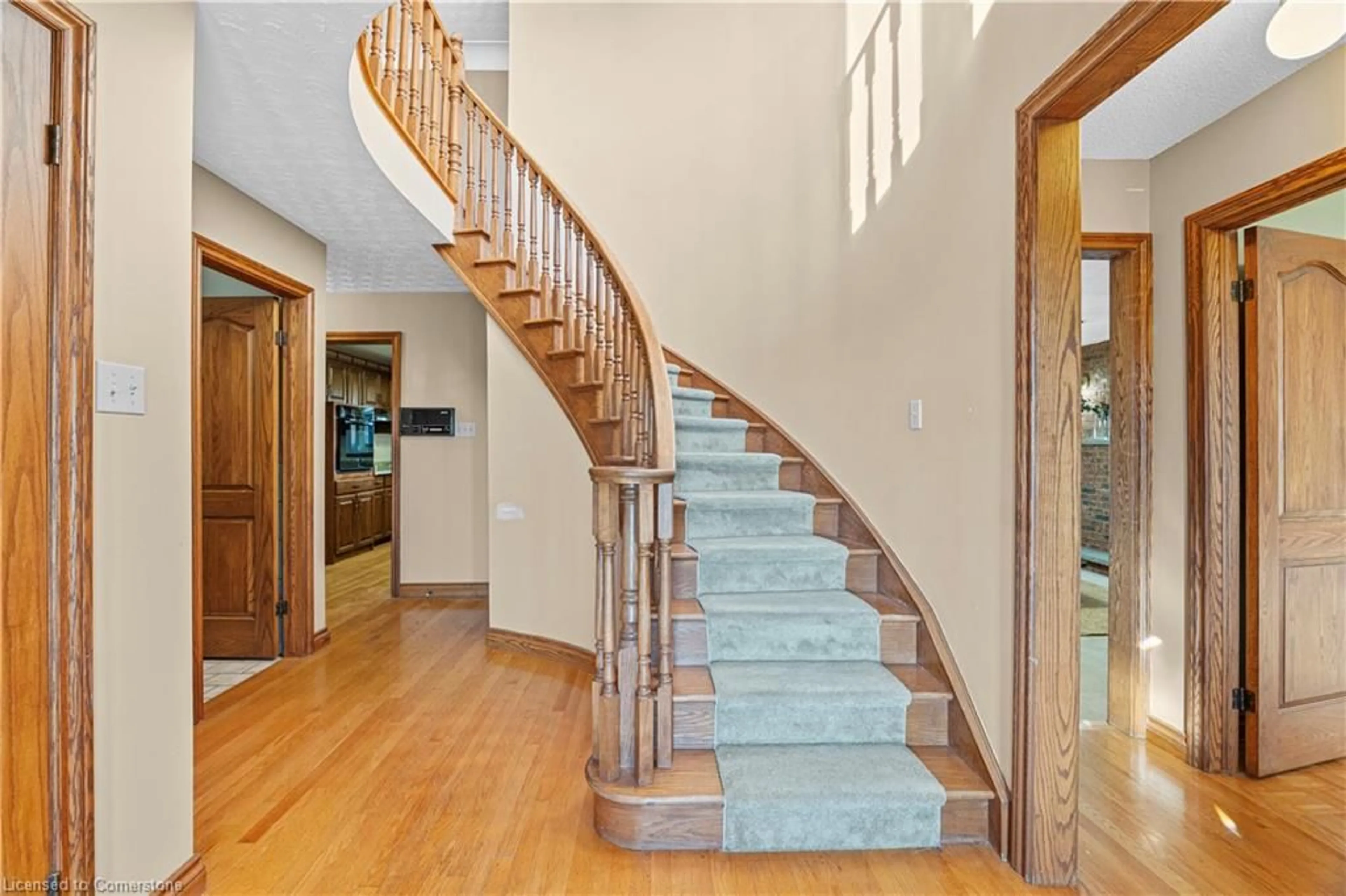 Stairs for 87 Third Rd, Stoney Creek Ontario L8J 3J5