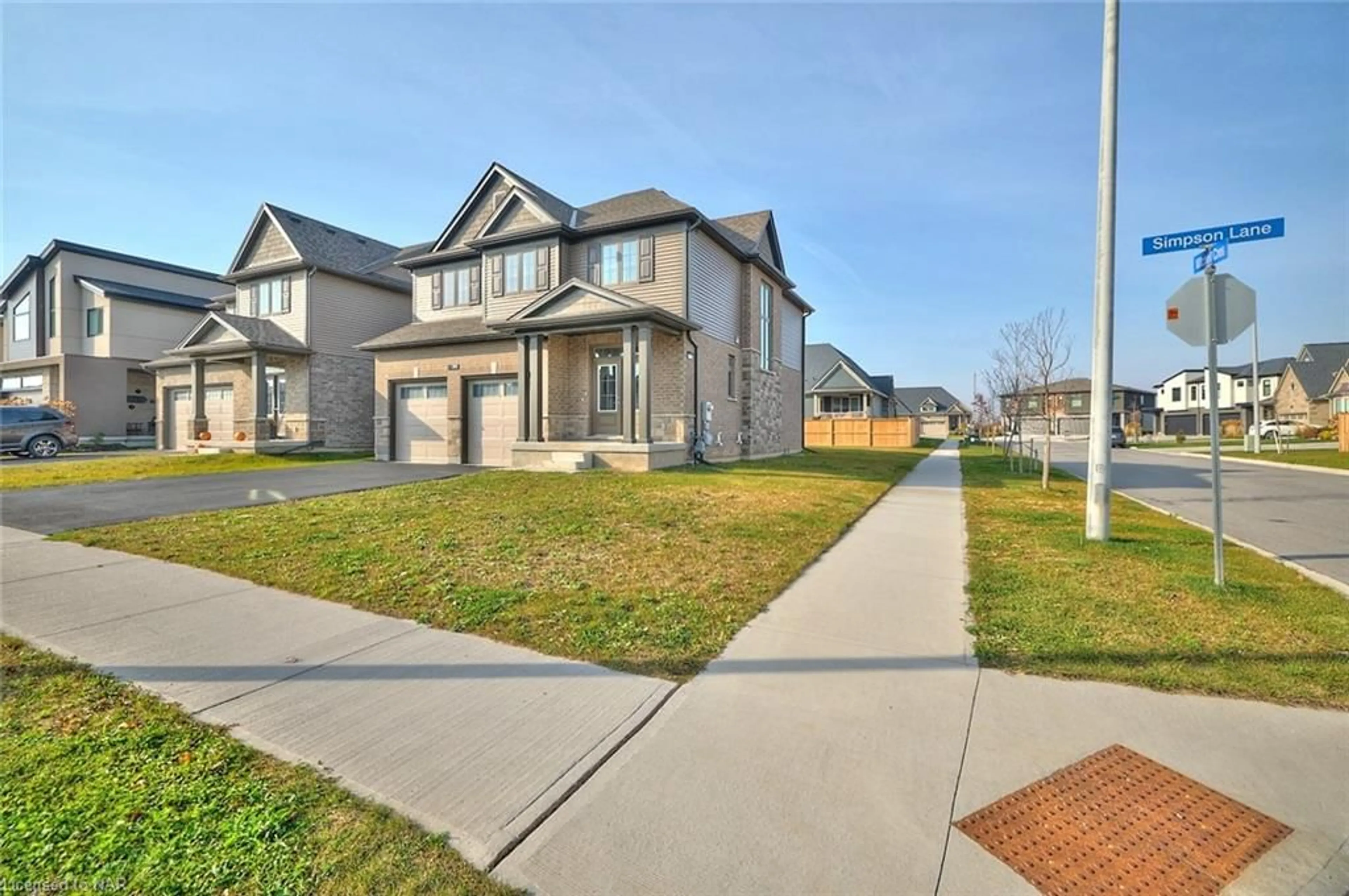 Frontside or backside of a home, the street view for 3823 Simpson Lane, Stevensville Ontario L0S 1S0