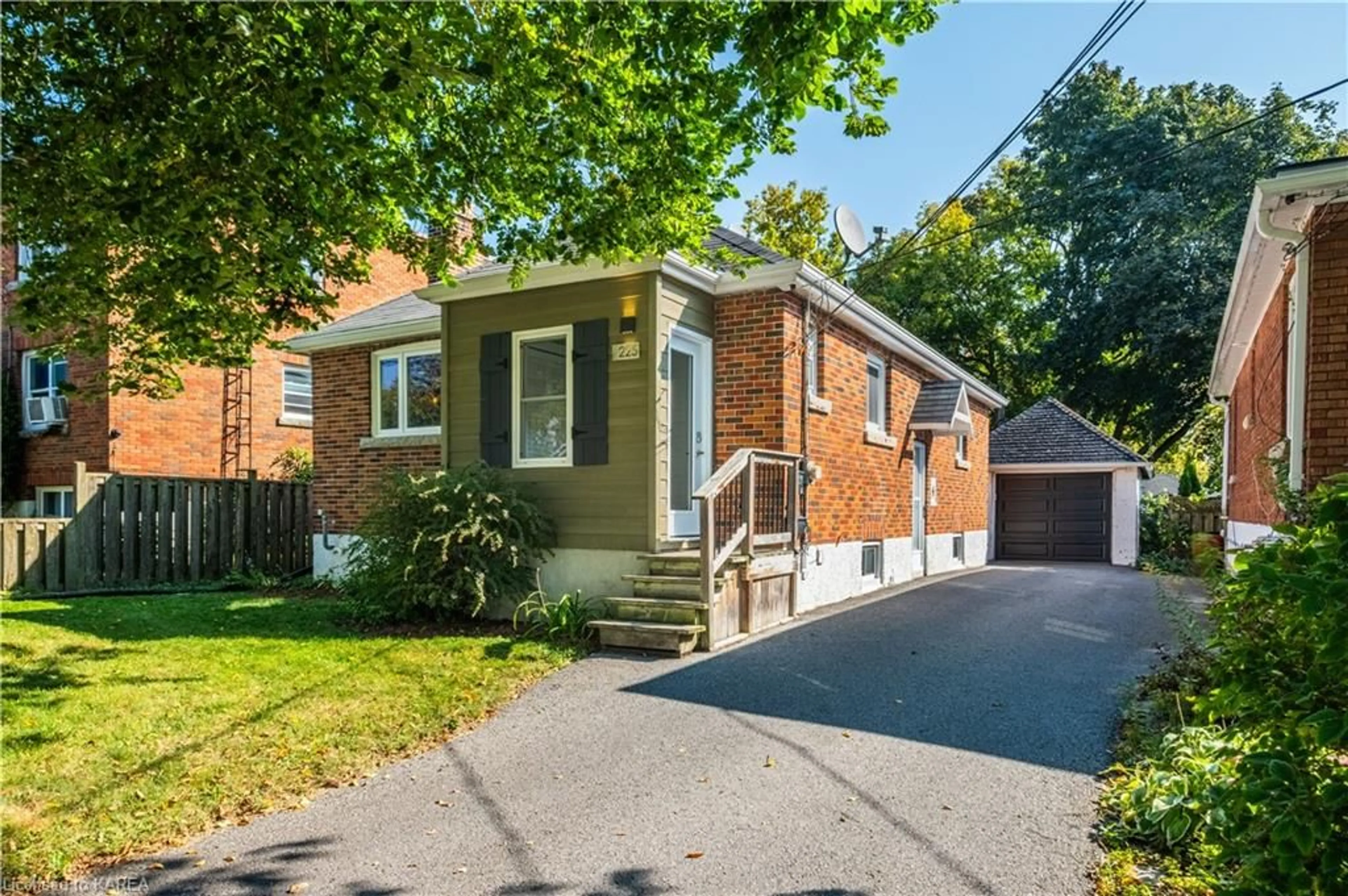 Frontside or backside of a home, cottage for 225 Regent St, Kingston Ontario K7L 4K5