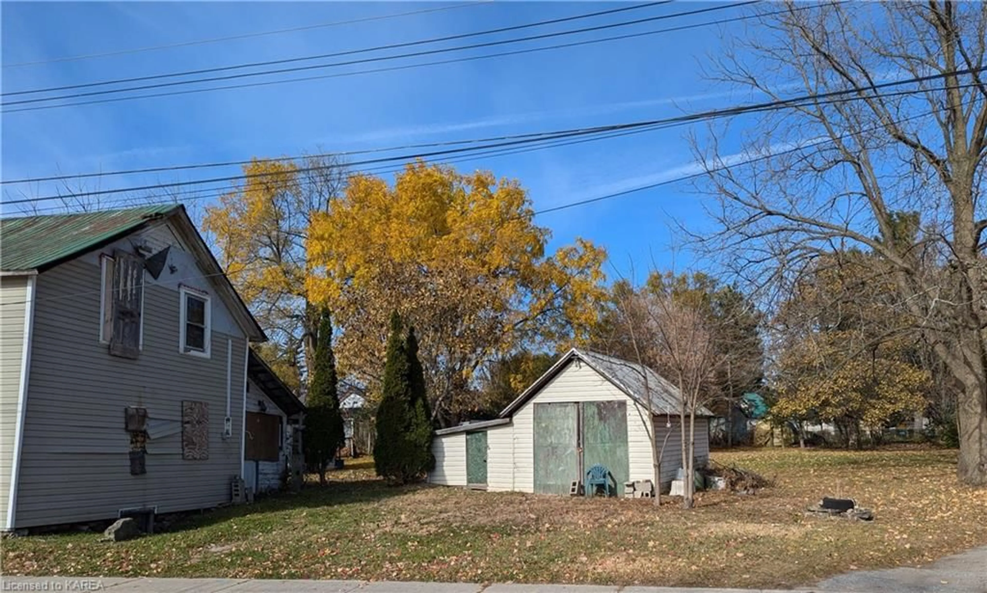 Shed for 20 Grand Trunk Ave, Lansdowne Ontario K0E 1L0