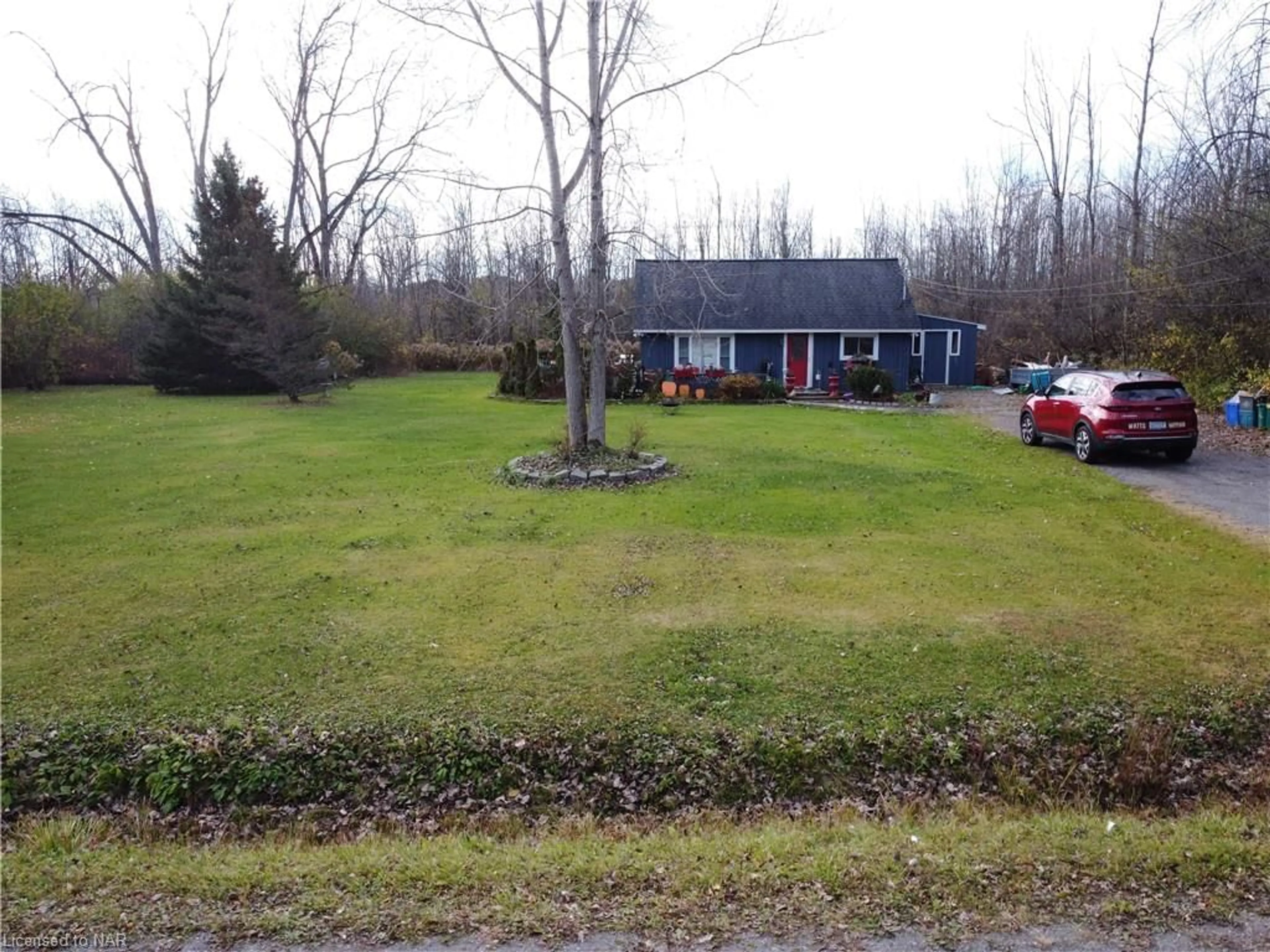 Frontside or backside of a home, cottage for 2853 Bethune Av Ave, Ridgeway Ontario L0S 1N0