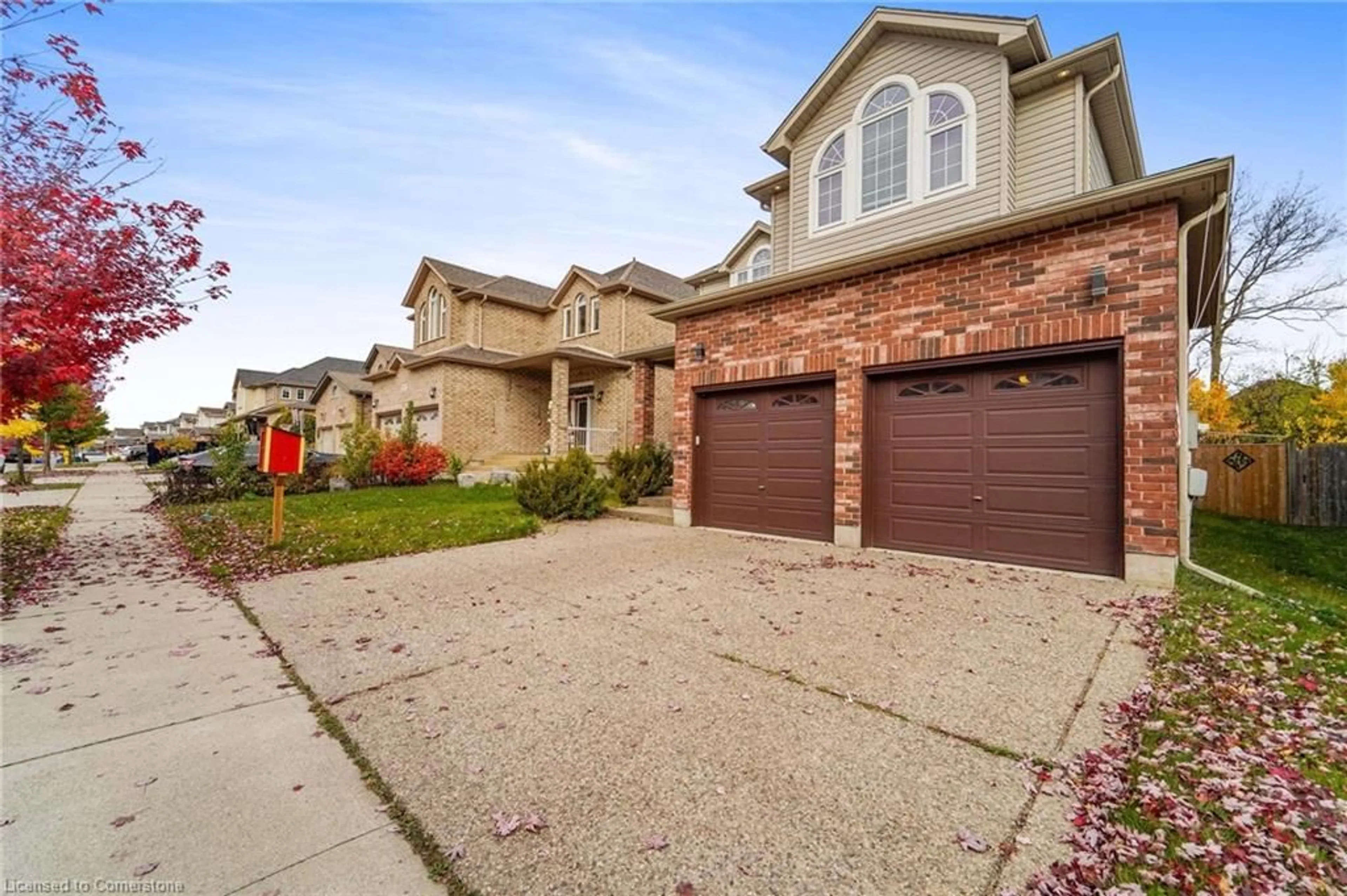 A pic from exterior of the house or condo, the street view for 71 Broadoaks Dr, Cambridge Ontario N1T 0A7