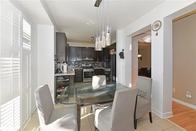 Additional property image - 17 Via Romano Way