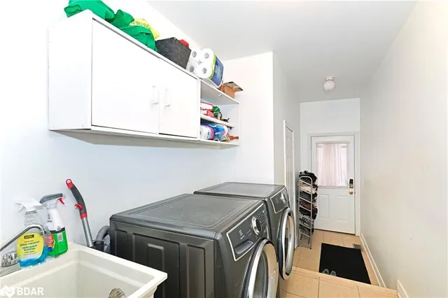 Additional property image - 17 Via Romano Way