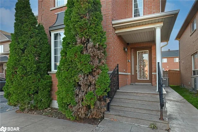 Additional property image - 17 Via Romano Way