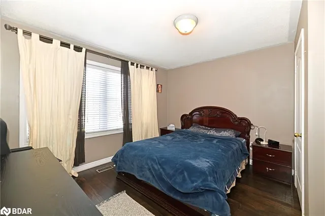 Additional property image - 17 Via Romano Way