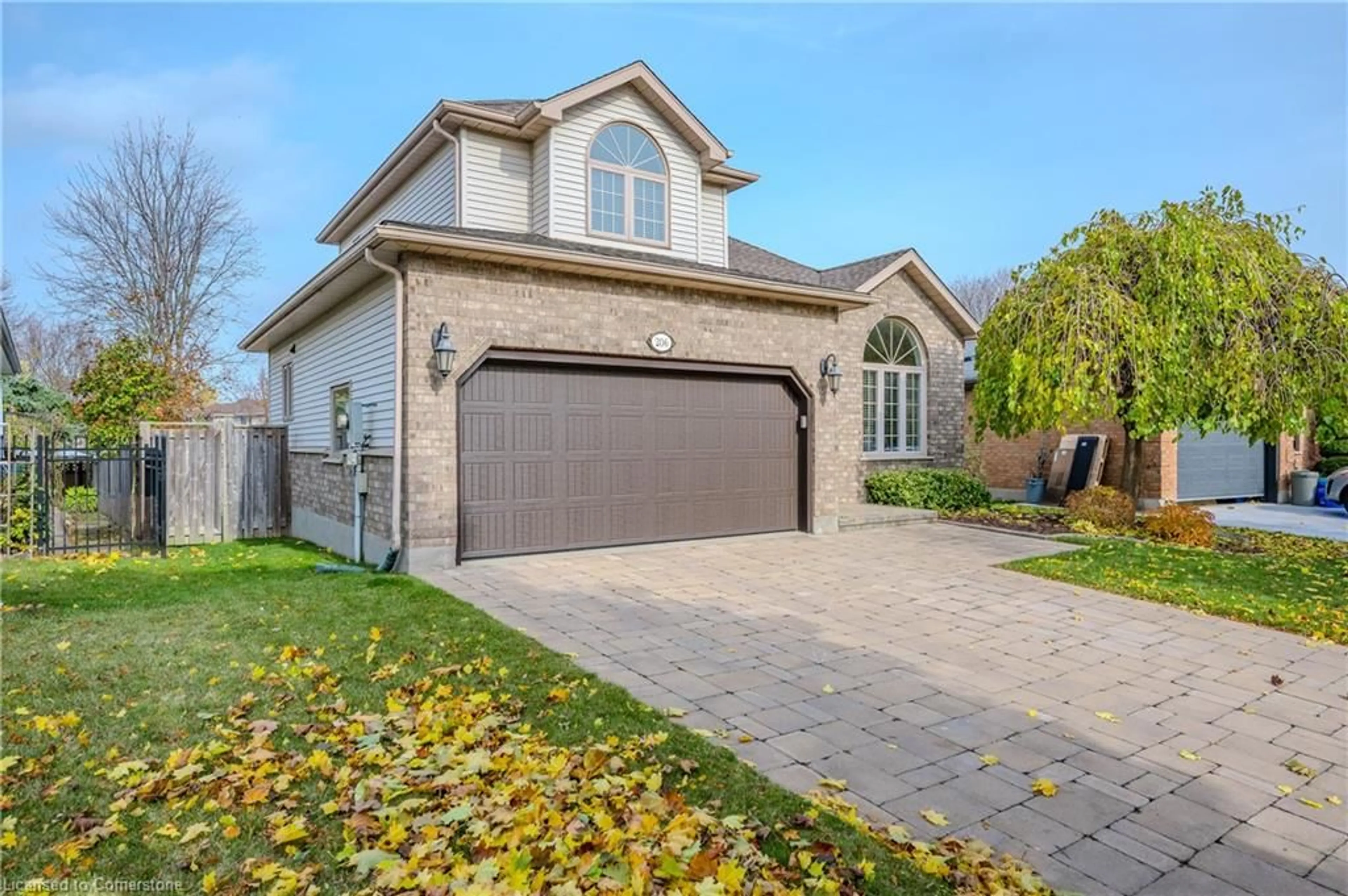 Frontside or backside of a home, cottage for 206 Baker St, Waterloo Ontario N2T 2L2