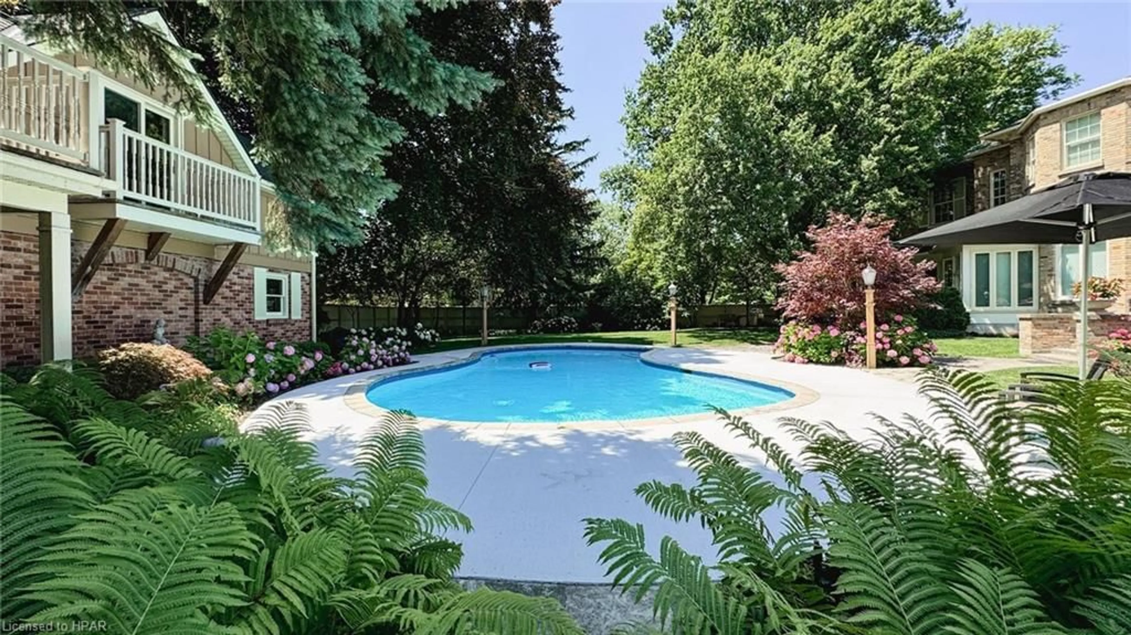 Indoor or outdoor pool for 5 Cobourg St #100, Goderich Ontario N7A 2J1