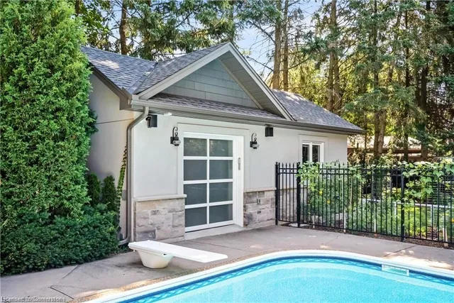 Additional property image - 185 Central Dr