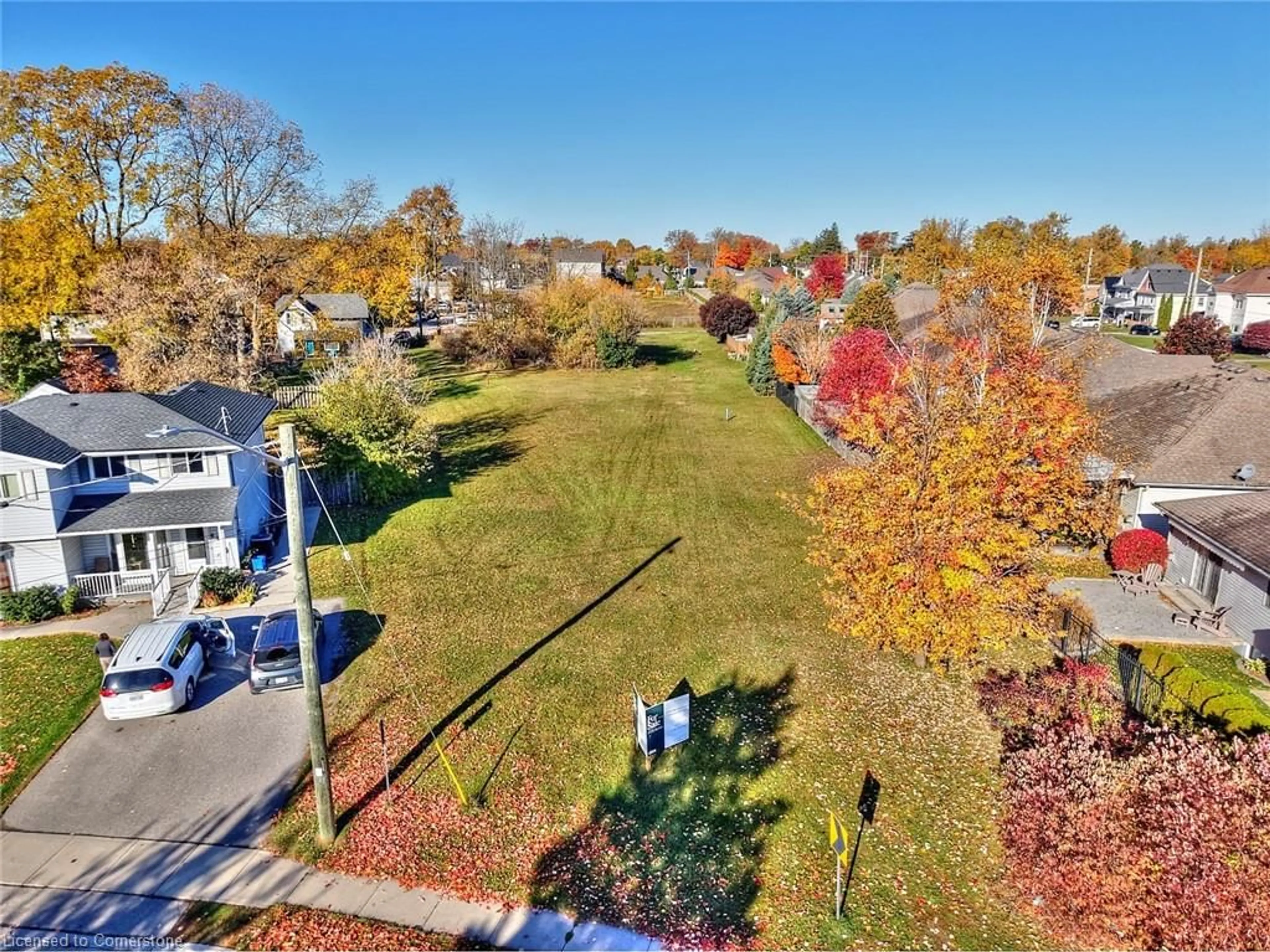 A pic from exterior of the house or condo, the fenced backyard for 444 Tamarac St, Dunnville Ontario N1A 2C9