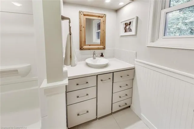 Additional property image - 600 Grays Rd