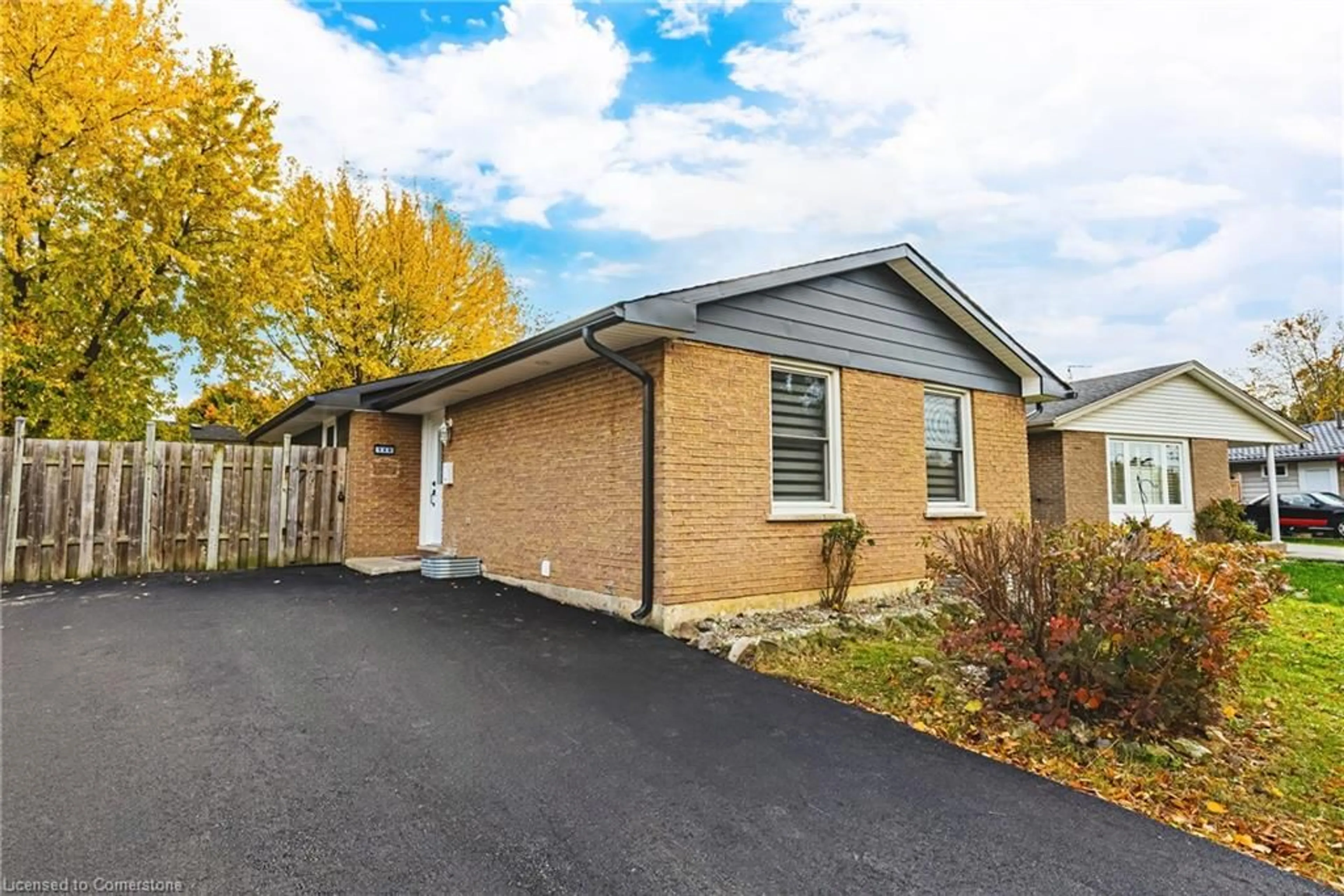 A pic from exterior of the house or condo, the fenced backyard for 146 Gordon Drummond Ave, Stoney Creek Ontario L8J 1G3