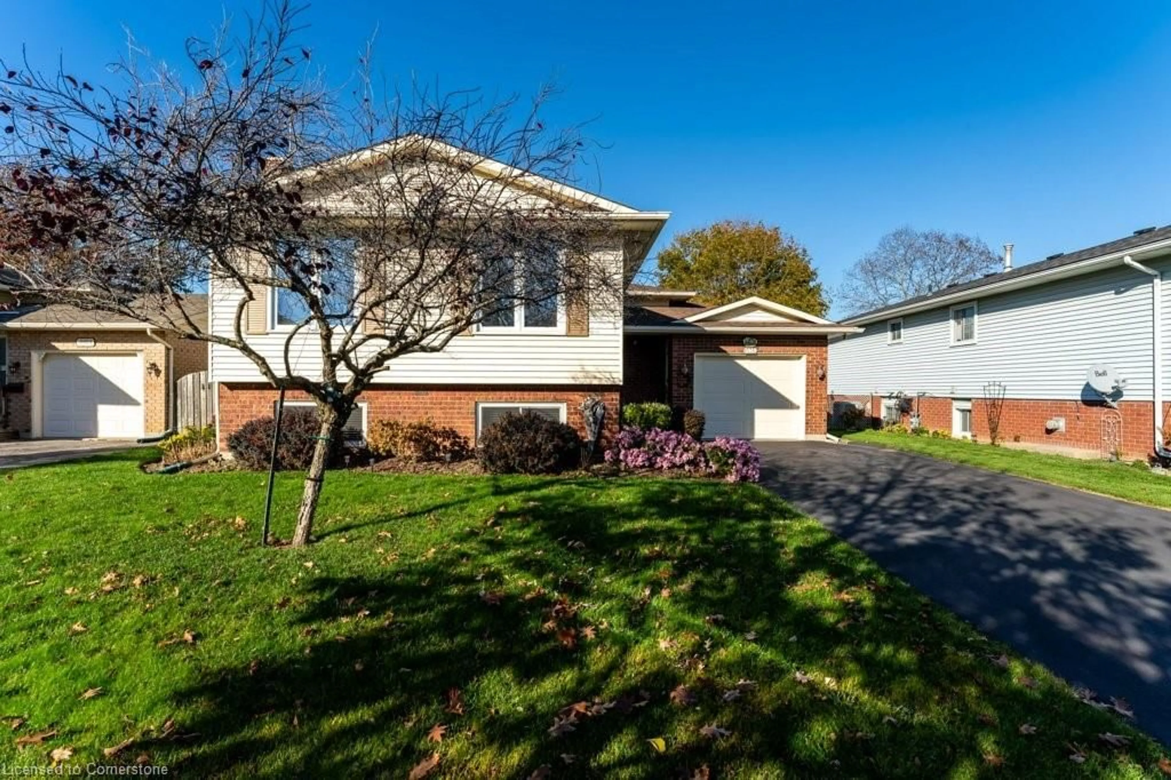 Frontside or backside of a home, cottage for 3949 Vineyard Cres, Vineland Ontario L0R 2C0