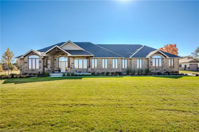 101058 Side Road 10, Belwood 2