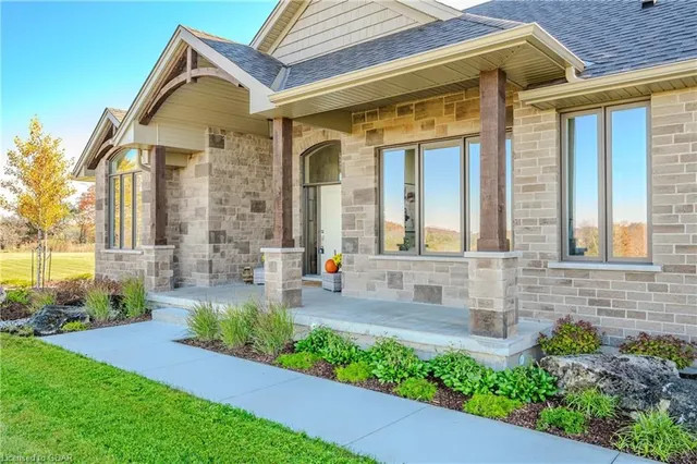 101058 Side Road 10, Belwood 4