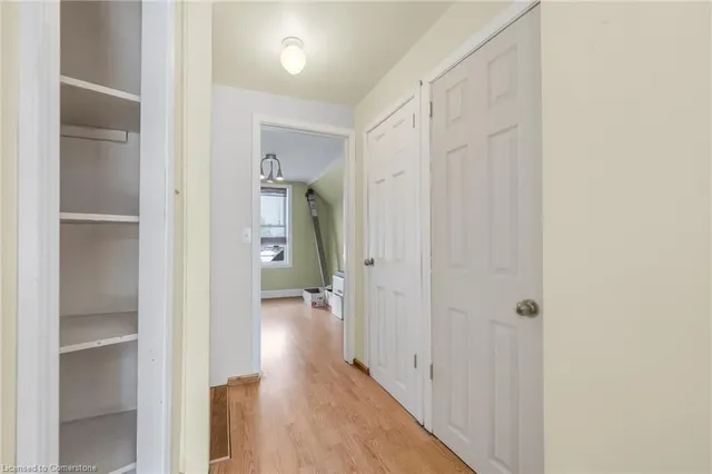 Additional property image - 552 Quebec St