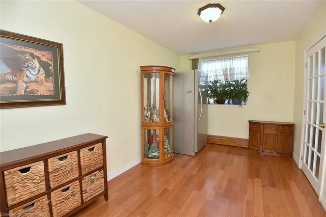 Additional property image - 851 Queenston Rd Unit 408