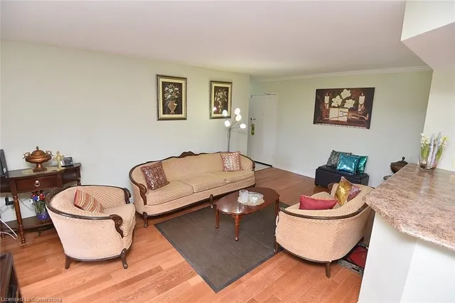 Additional property image - 851 Queenston Rd Unit 408