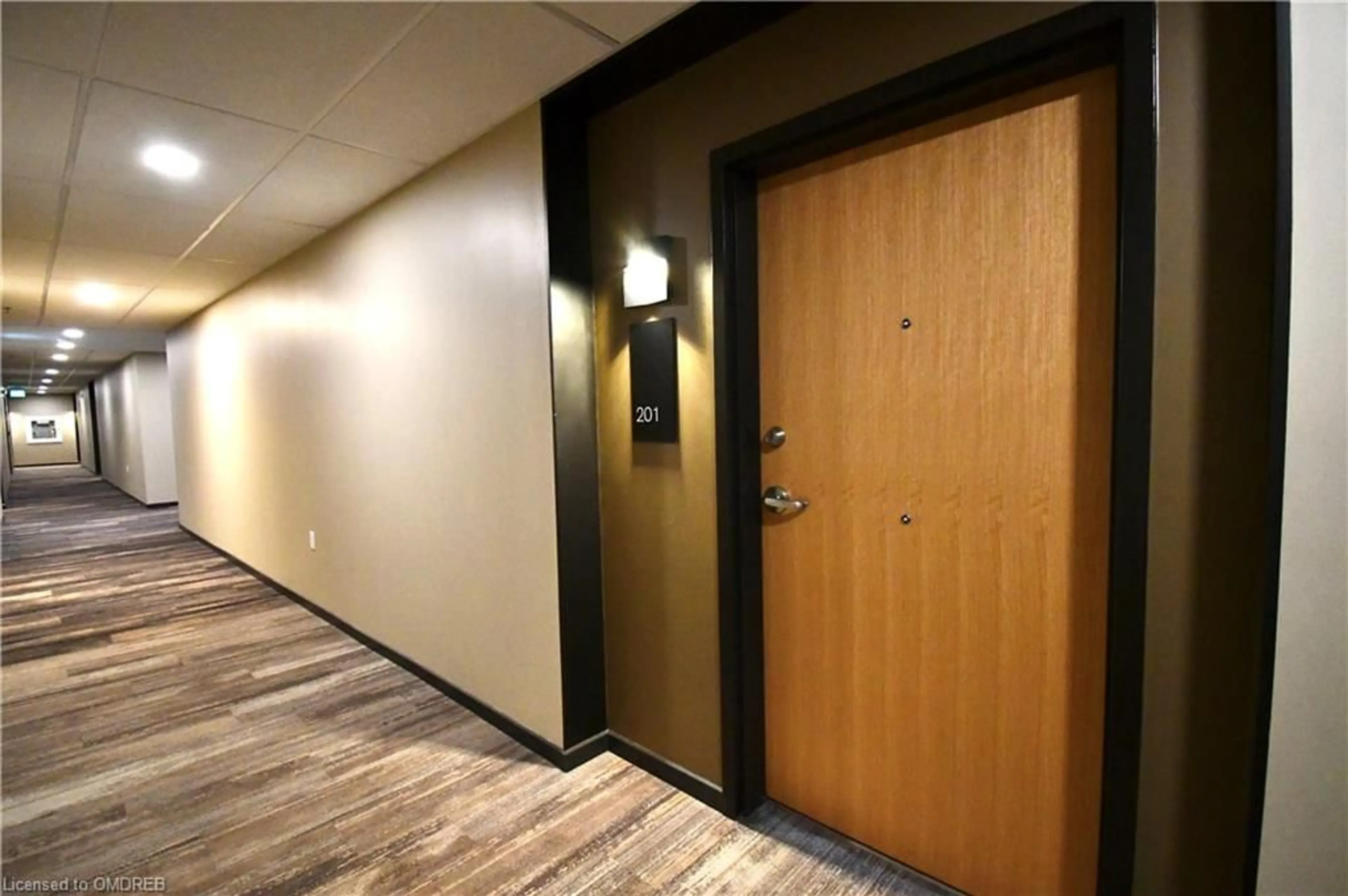 Indoor foyer, wood floors for 249 Grey Silo Rd #201, Waterloo Ontario N2K 0G8