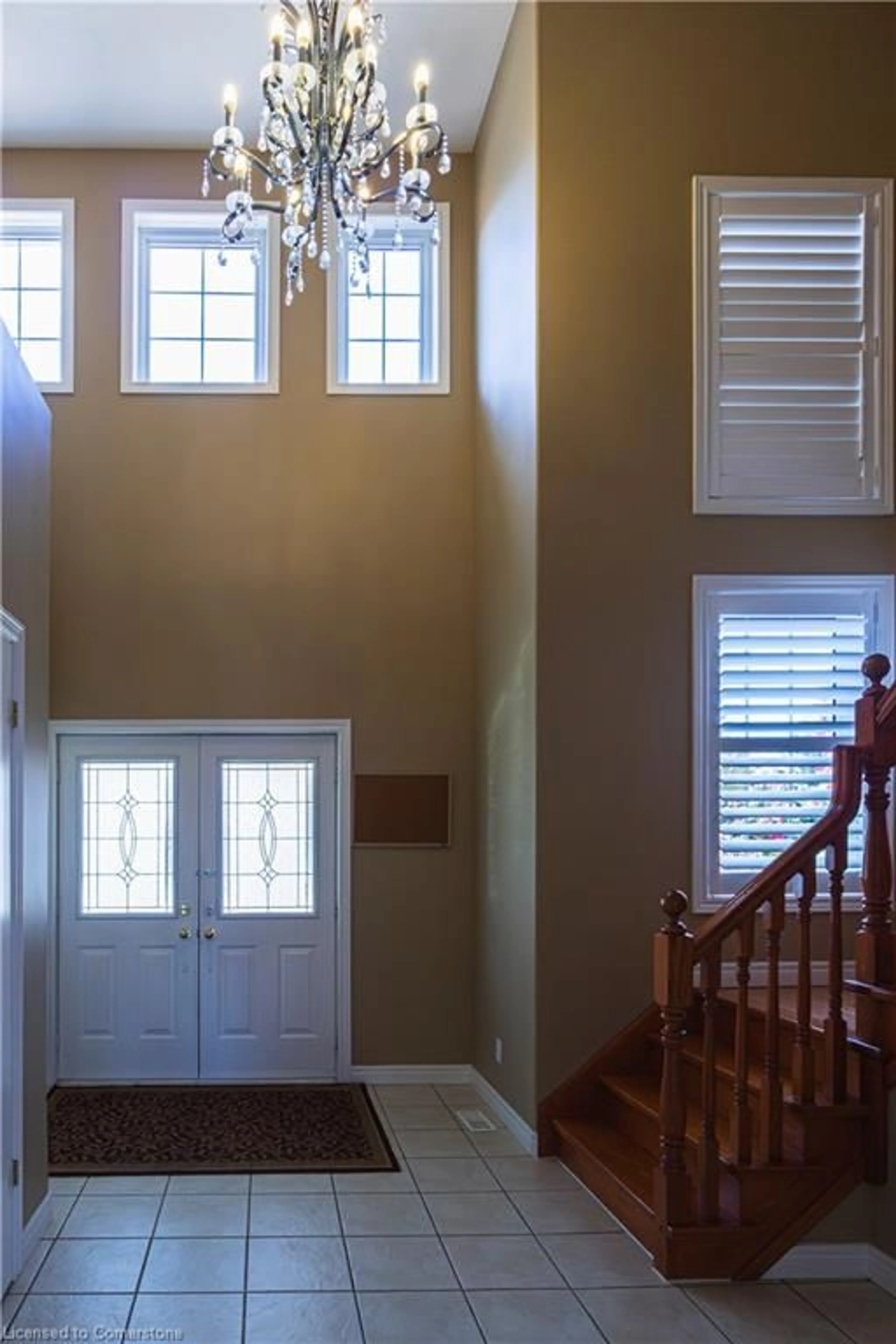 Indoor entryway, wood floors for 692 Salzburg Dr, Waterloo Ontario N2V 2N8