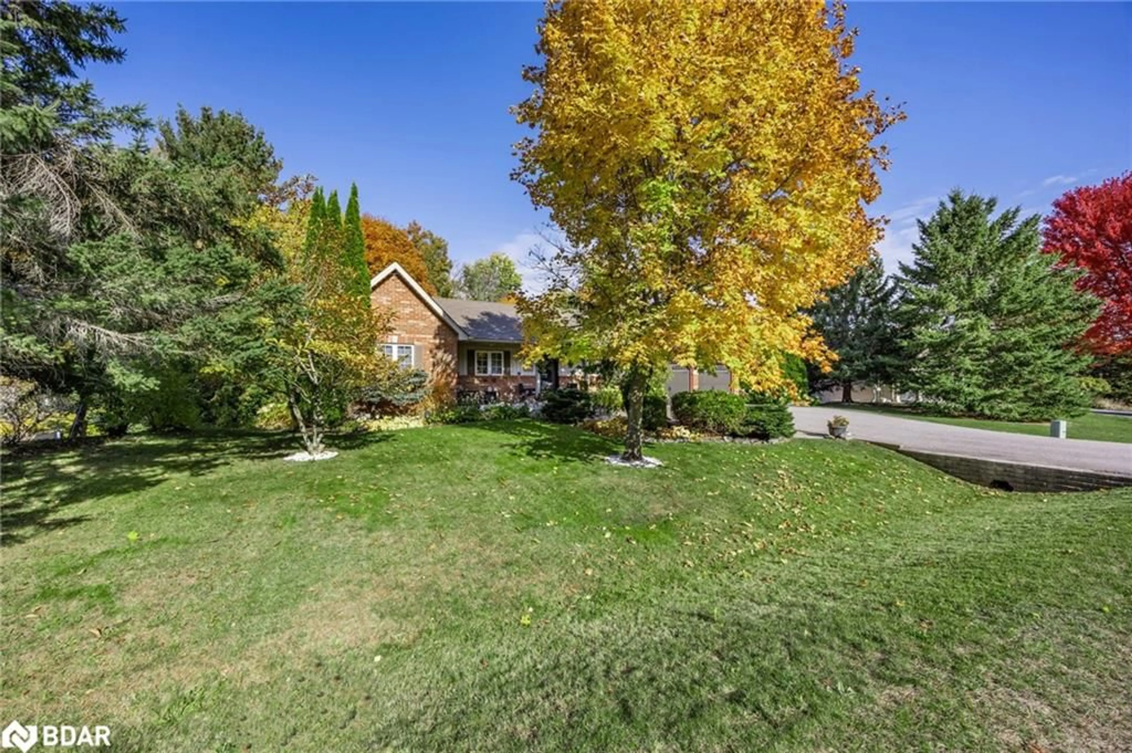 A pic from exterior of the house or condo, the fenced backyard for 30 Hickory Lane, Oro-Medonte Ontario L0K 1E0