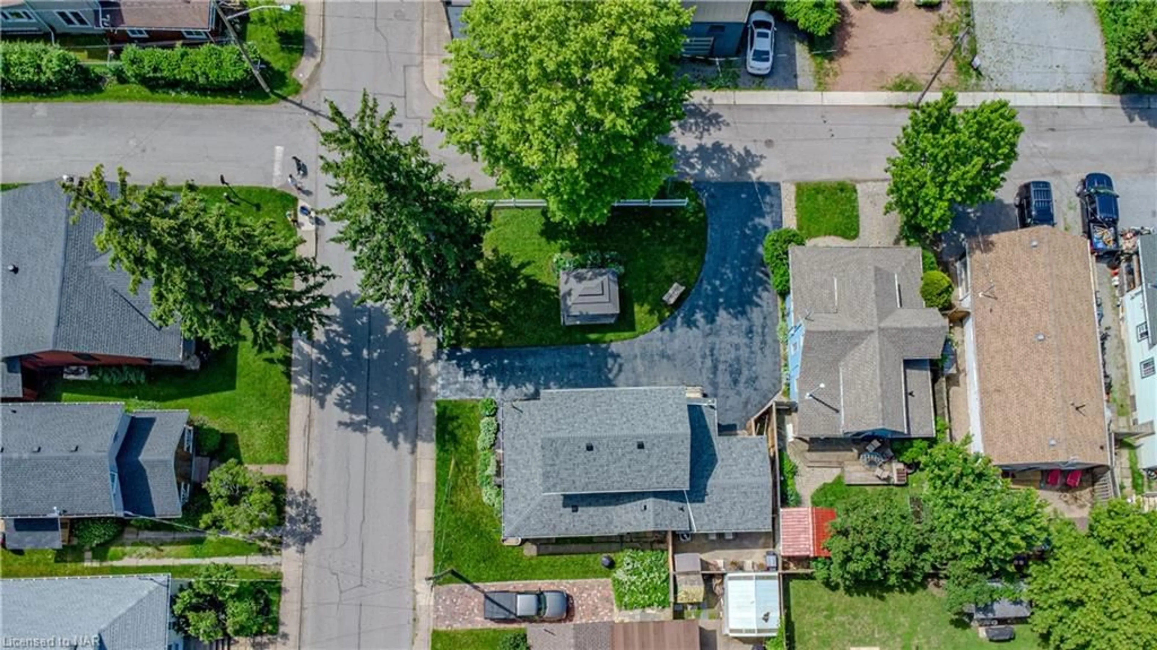 A pic from exterior of the house or condo, the street view for 289 Derby Rd, Crystal Beach Ontario L0S 1B0