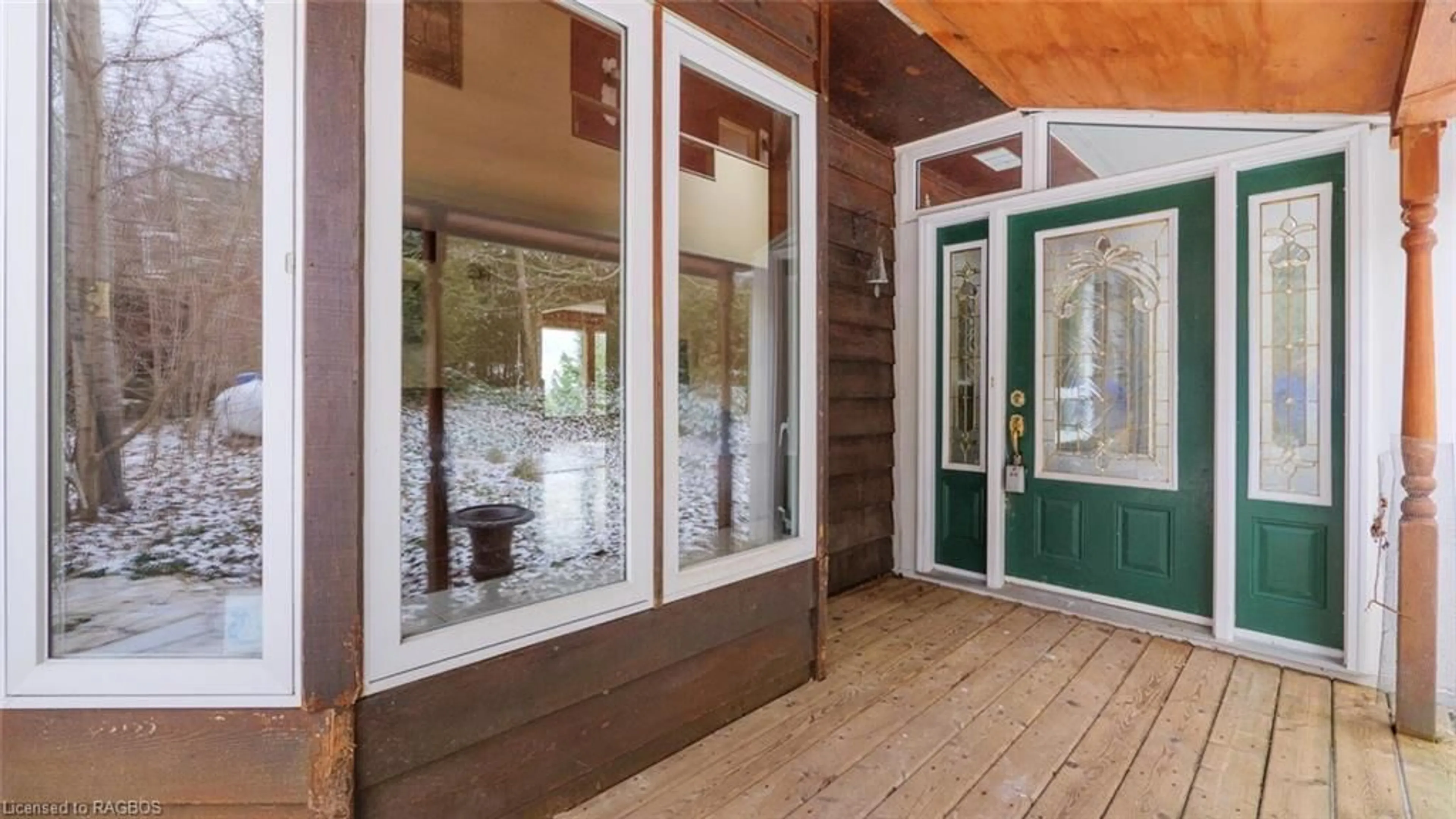 Indoor entryway, wood floors for 504791 Grey Road 1, Georgian Bluffs Ontario N0H 1S0