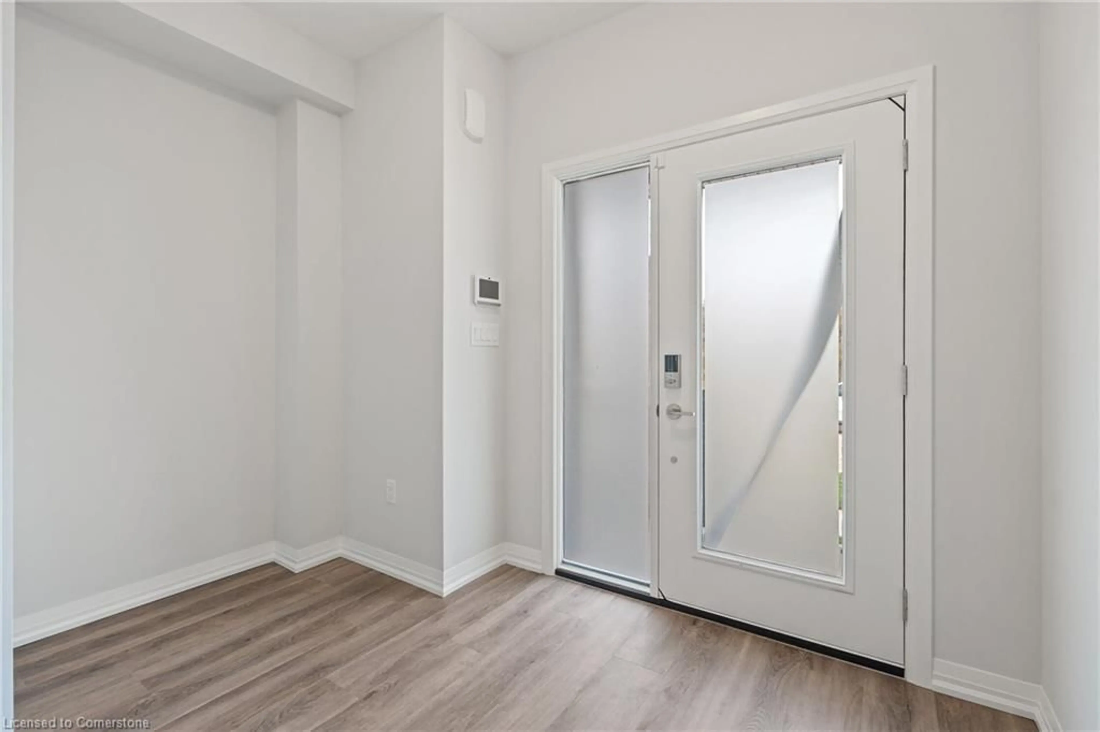 Indoor entryway, wood floors for 45 Saffron Way, Fonthill Ontario L0S 1E1