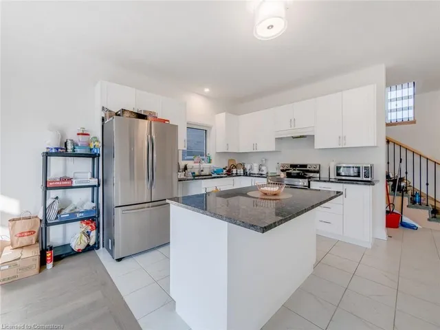 Additional property image - 645 Benninger Dr