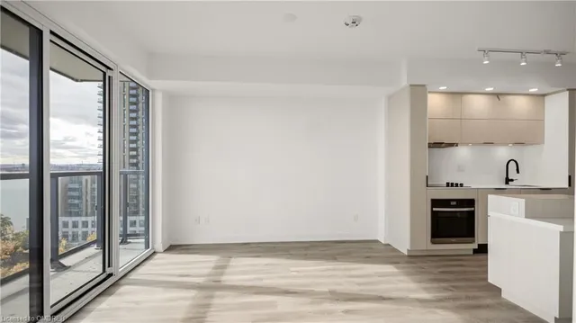 Additional property image - 370 Martha St Unit 905
