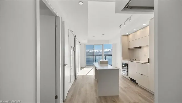 Additional property image - 370 Martha St Unit 905