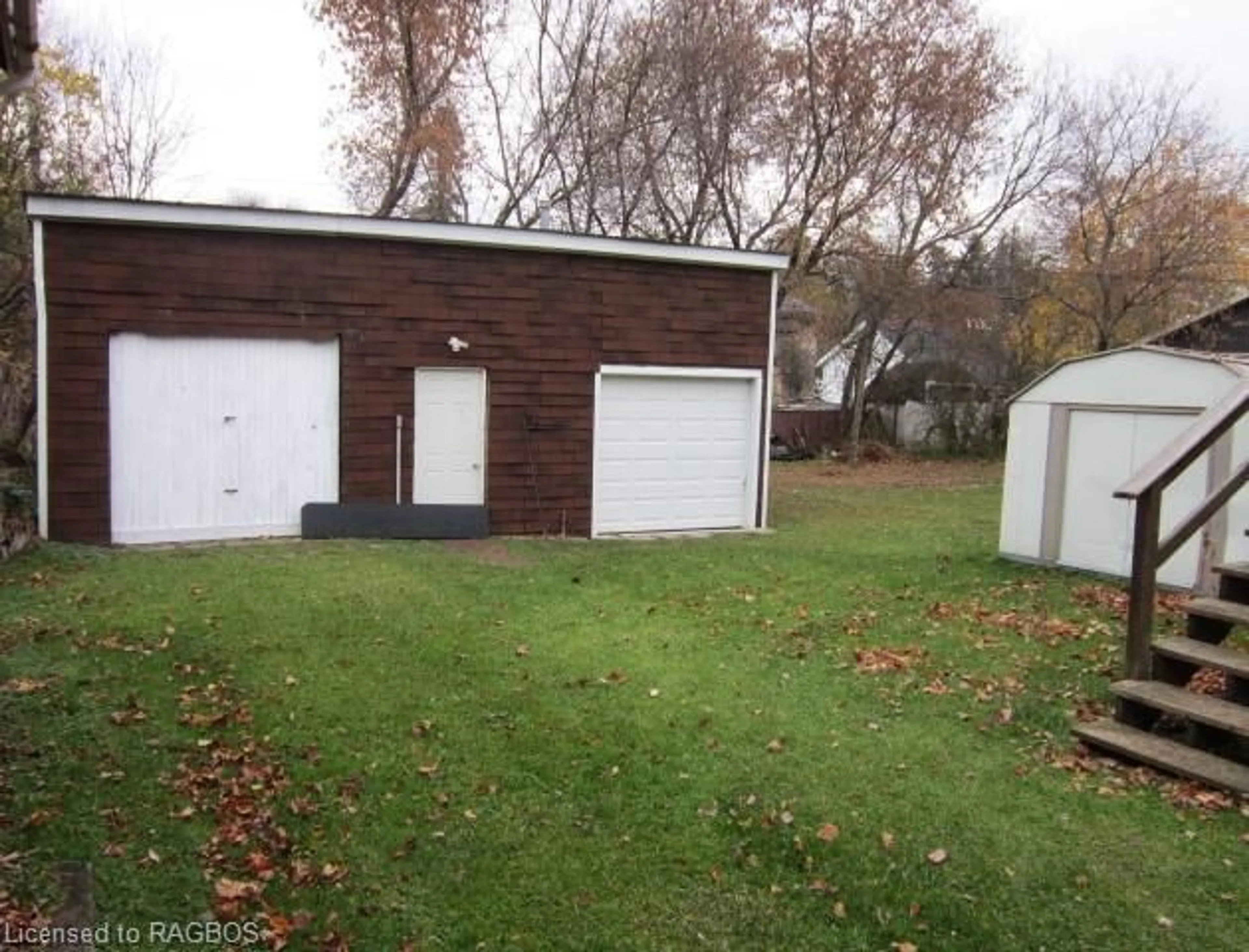 Shed for 358 Lambton St W, Durham Ontario N0G 1R0